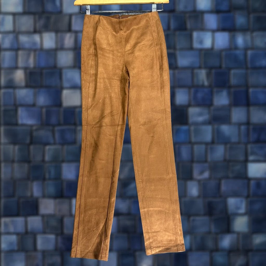 Vintage Wilfred Pants Womens 0 Brown Faux Suede Back Zip Tapered Leg Regular Rise Modern Ankle Stretch Back Zipper 27.5 Inseam Mens Womens Girls Boys Size 25" / US 0 / IT 36 - 1 Thumbnail