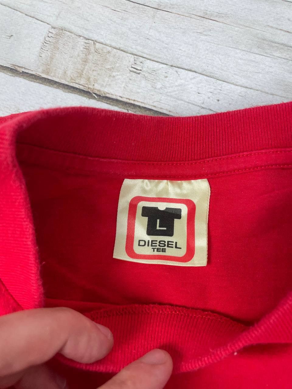 Diesel Vintage Diesel Big Logo T-Shirt 90s Y2K Size US L / EU 52-54 / 3 - 8 Thumbnail