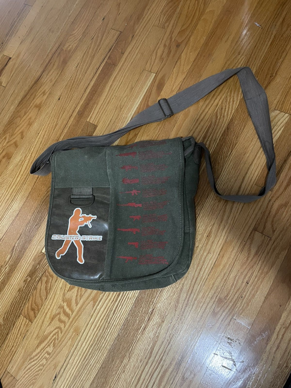 Y2K Vintage Counter Strike Messenger Bag