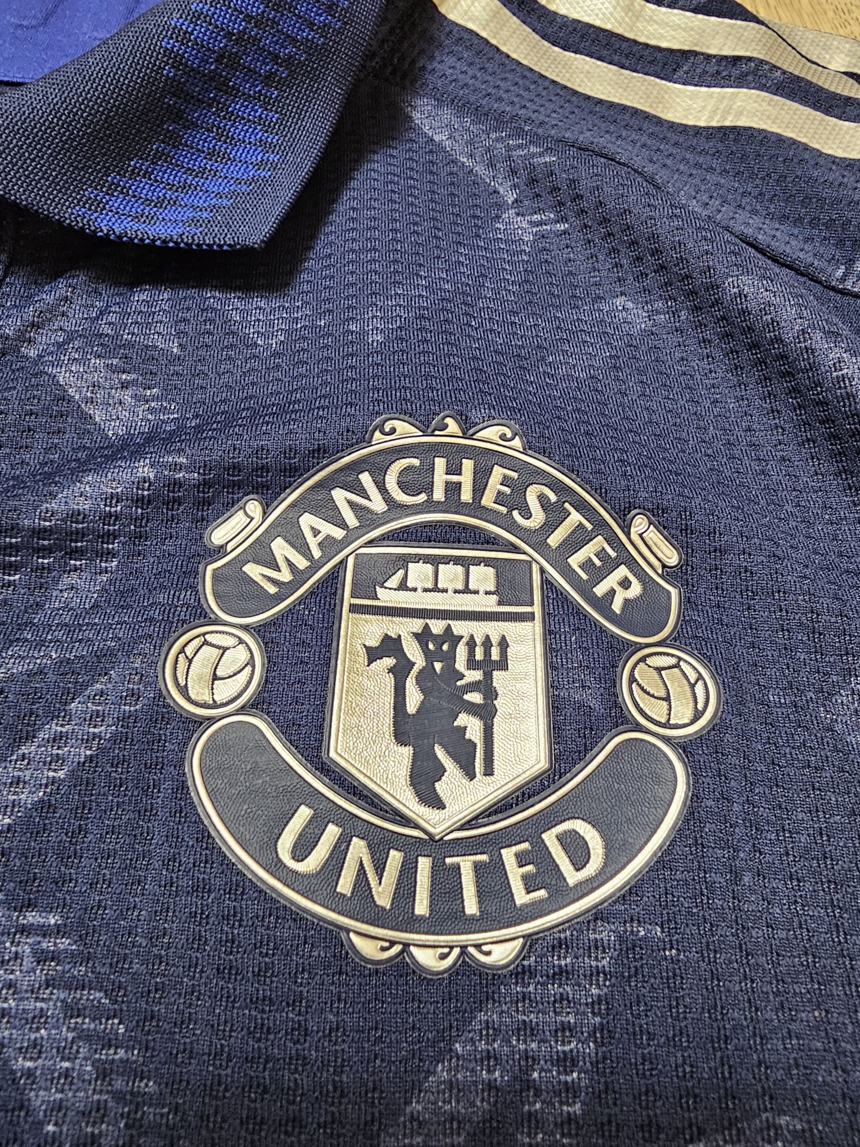 Adidas MANCHESTER UNITED 2025 AWAY HOJLUND PLAYER ISSUE FOOTBALL Size US M / EU 48-50 / 2 - 4 Thumbnail