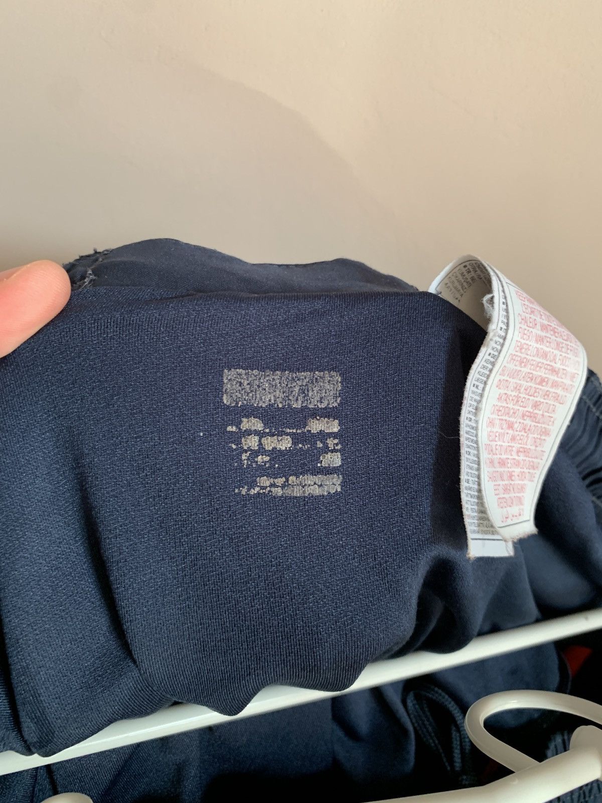 Vintage Fc Barcelona vintage navy blue pink soccer shorts Nike Size US 38 / EU 54 - 9 Thumbnail