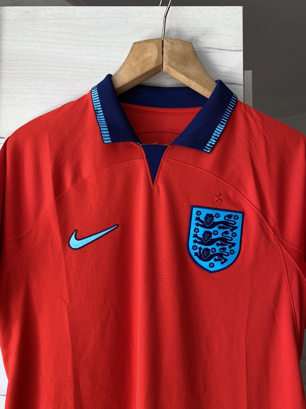 Nike England Team 2022/2024 Football Soccer ShirtJersey Away Nike Size US M / EU 48-50 / 2 - 2 Thumbnail