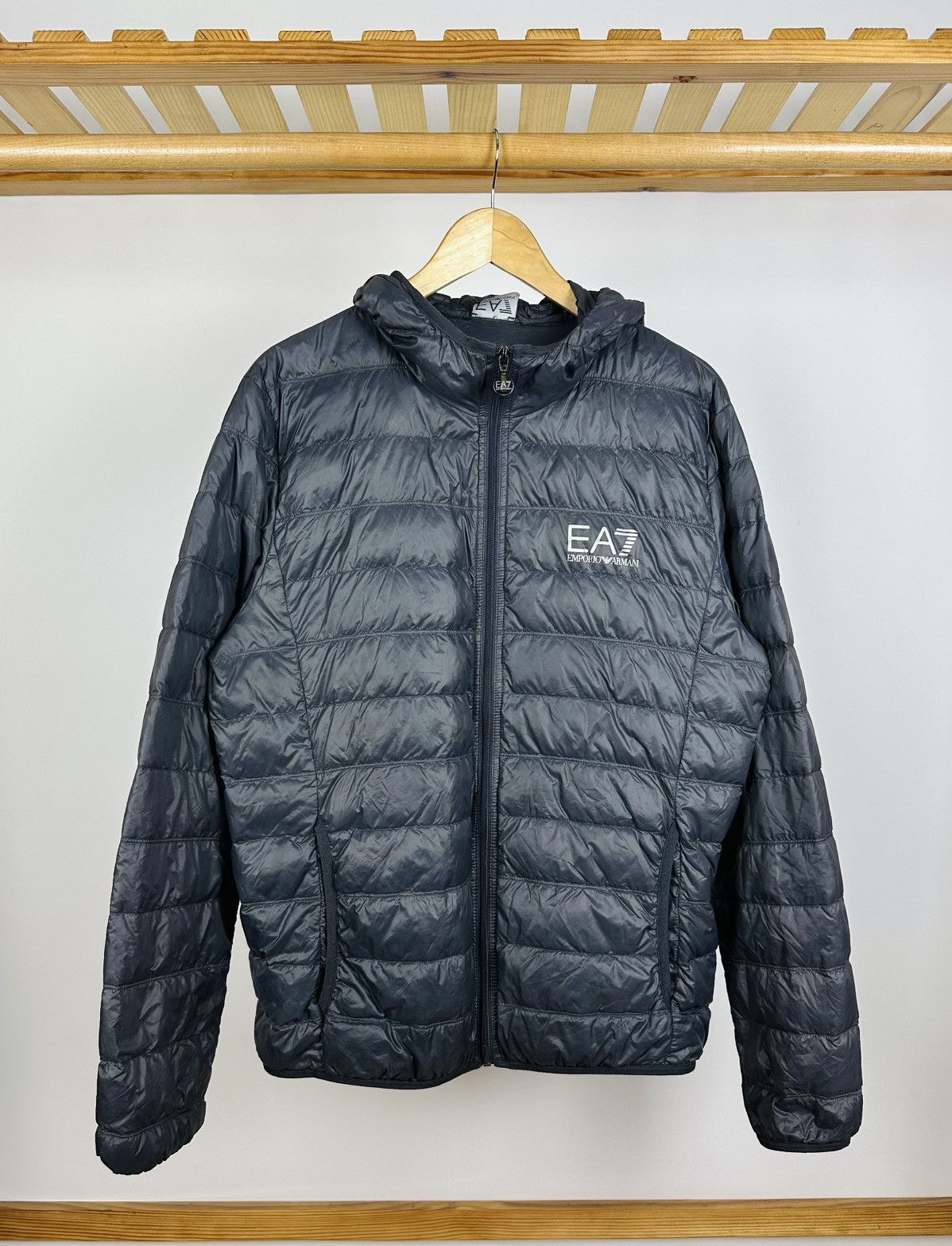 EA7 Emporio Armani Light Puffer Down Jacket Size XL