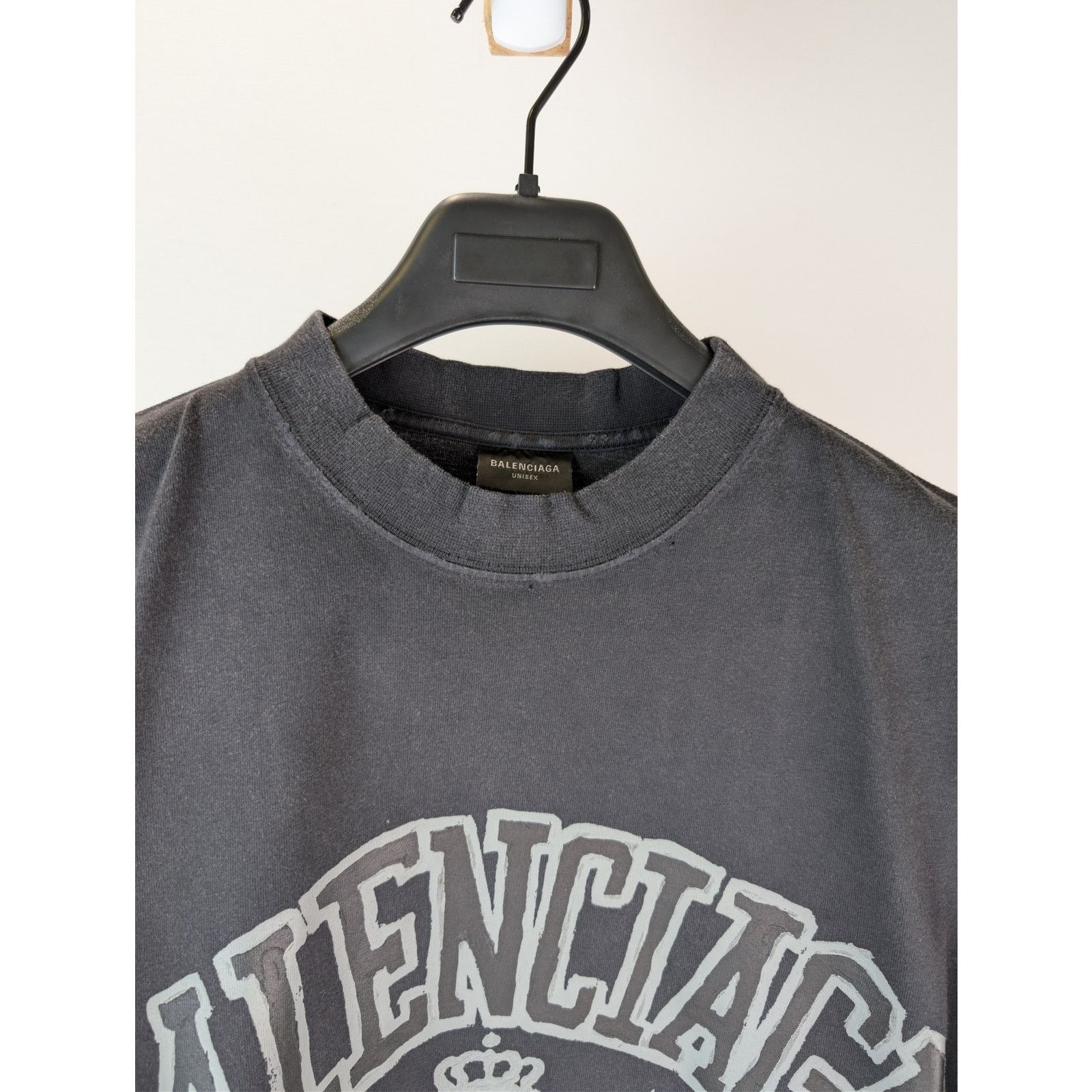 Balenciaga o1rshd1 Distressed DIY College Printed Cotton T-Shirt Black Size US S / EU 44-46 / 1 - 7 Thumbnail