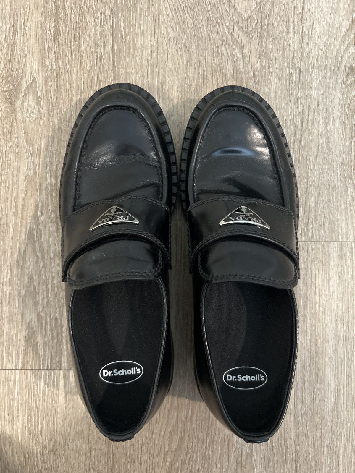 Prada Classic Prada Logo Loafers Size US 8.5 / EU 41-42 - 2 Thumbnail
