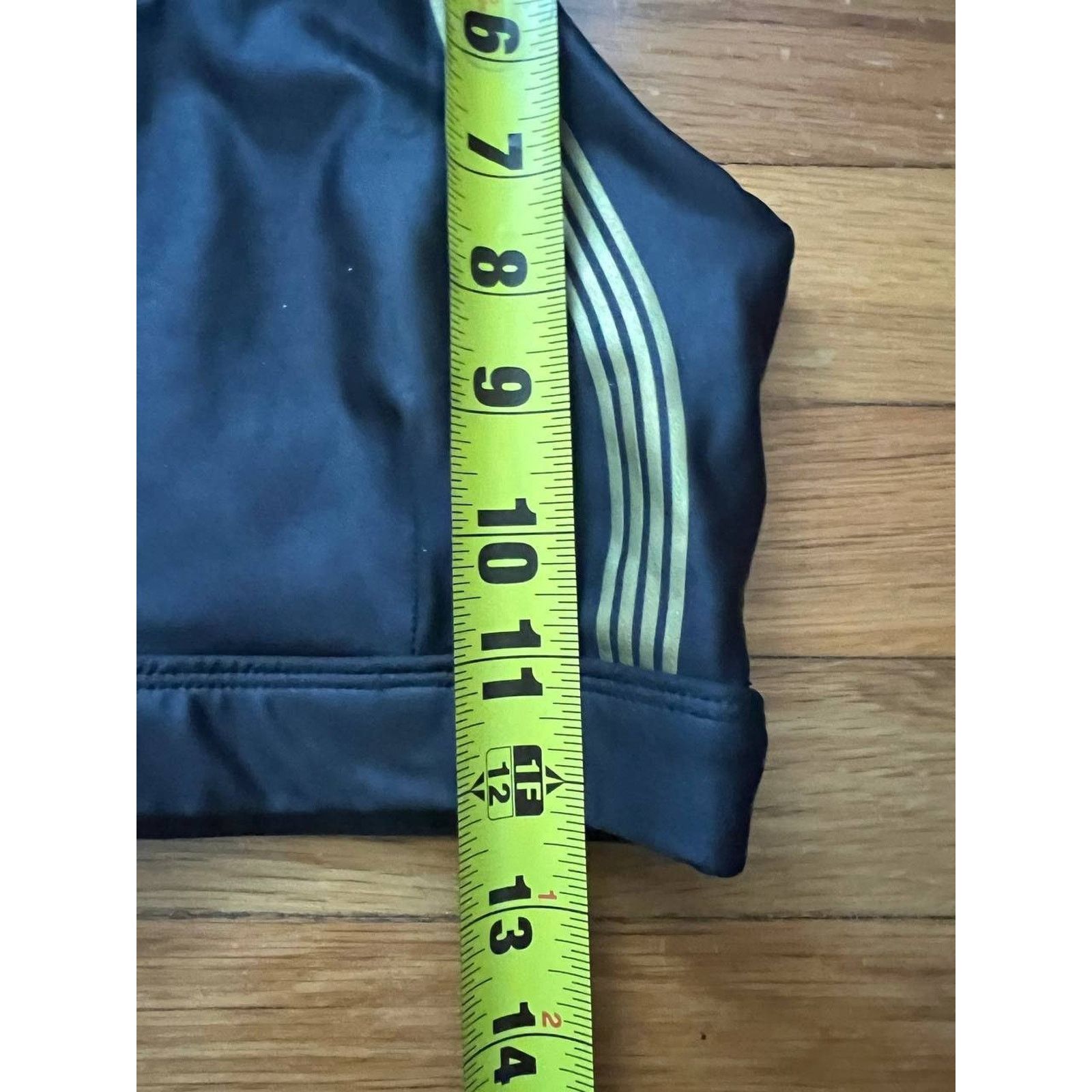 Speedo All Fenix Speed Tech Gold Sports Bra X-Small Black A002042 Size ONE SIZE - 5 Thumbnail