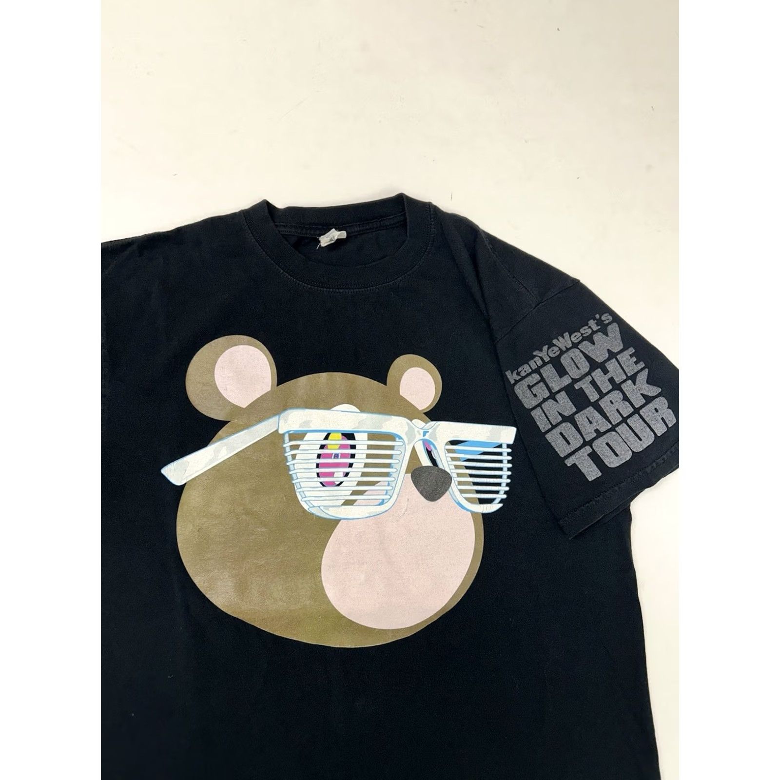 Vintage Kanye West Glow In The Dark Tour 2007 Takashi Murakami Size Large TShirt Black Shirt Mens Graphic Print Vintage Kanye West Tour Brand: Kanye West Tour Size US L / EU 52-54 / 3 - 7 Thumbnail