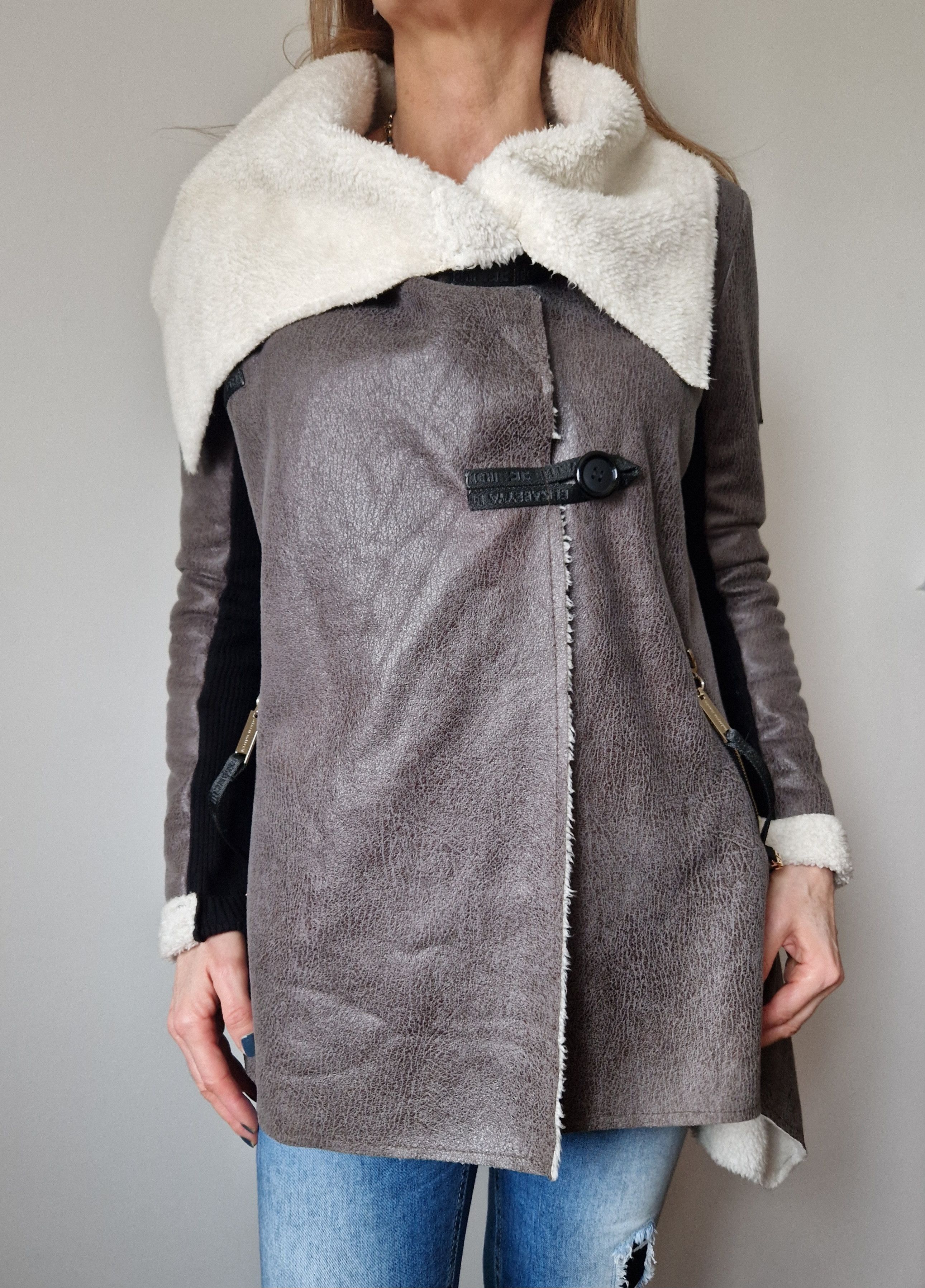 Elisabetta Franchi coat Elisabetta Franchi Size M / US 6-8 / IT 42-44 - 1 Thumbnail