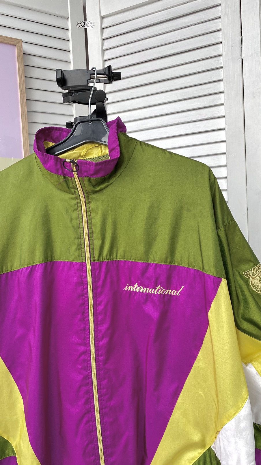 Nike × Vintage Vintage Nike International Track Retro Nylon Jacket 90s Size US L / EU 52-54 / 3 - 5 Thumbnail