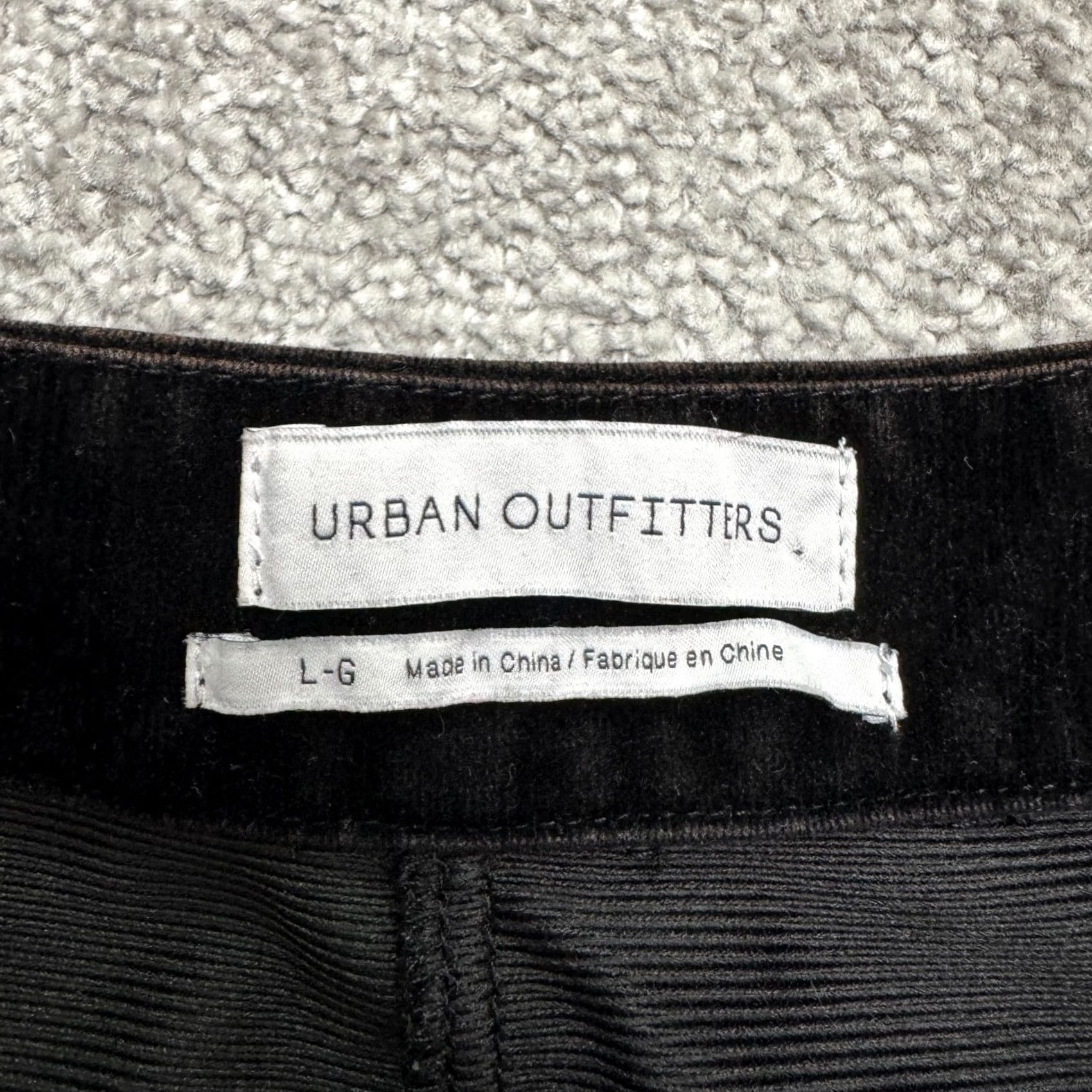 Urban Outfitters Urban Outfitters Corduroy Wide Leg Trouser Pants Womens Large Black High Rise Size 36" / US 14 / IT 50 - 7 Thumbnail