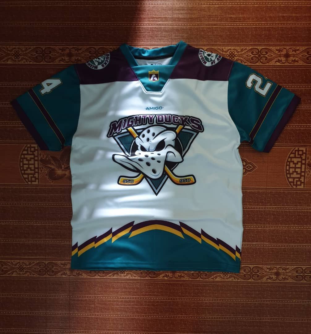 Japanese Brand Mighty Ducks 280 gsm jersey Size US M / EU 48-50 / 2 - 1 Thumbnail