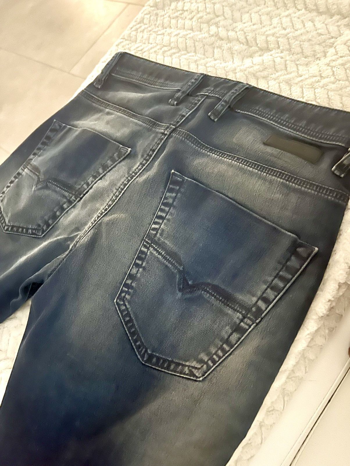 Diesel CRAZY Pair Of Joggjeans From Diesel In A Beautiful Deep Blue Size US 28 / EU 44 - 4 Thumbnail