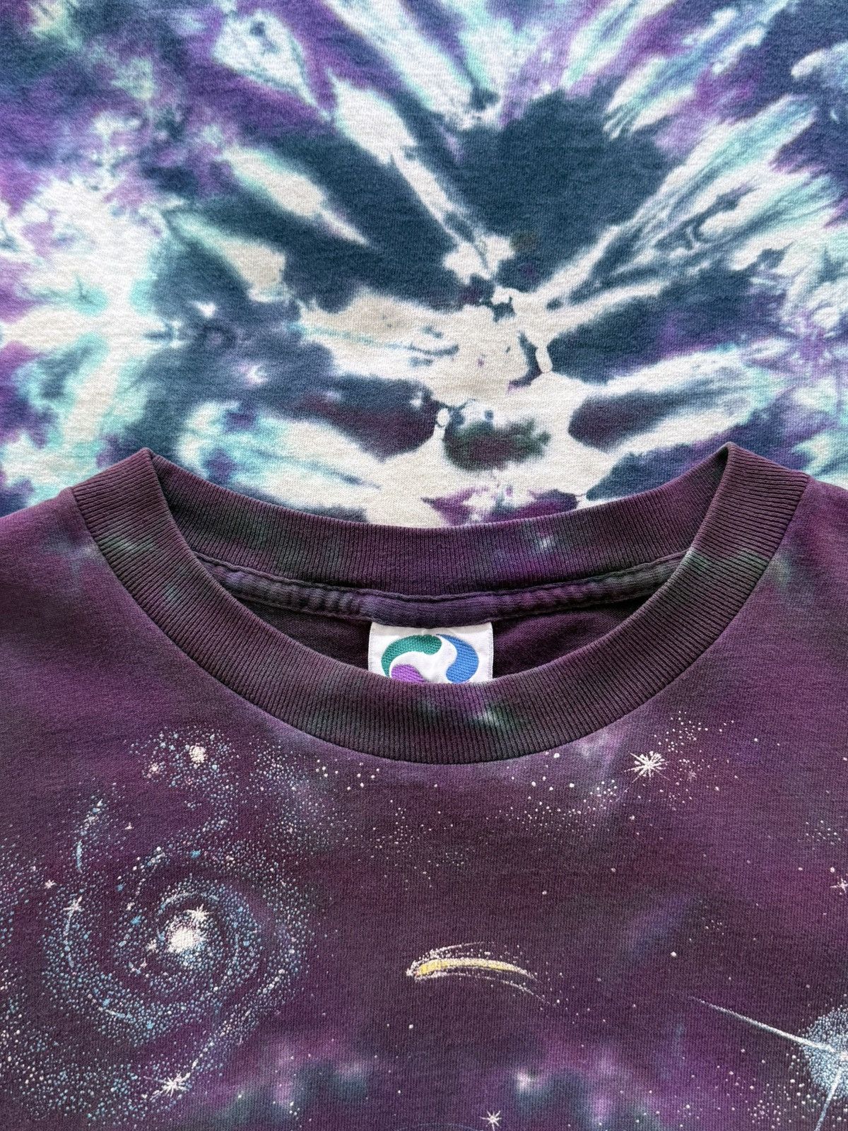Liquid Blue Vintage 90s Liquid Blue Space Solar System T-Shirt Size US XL / EU 56 / 4 - 10 Thumbnail