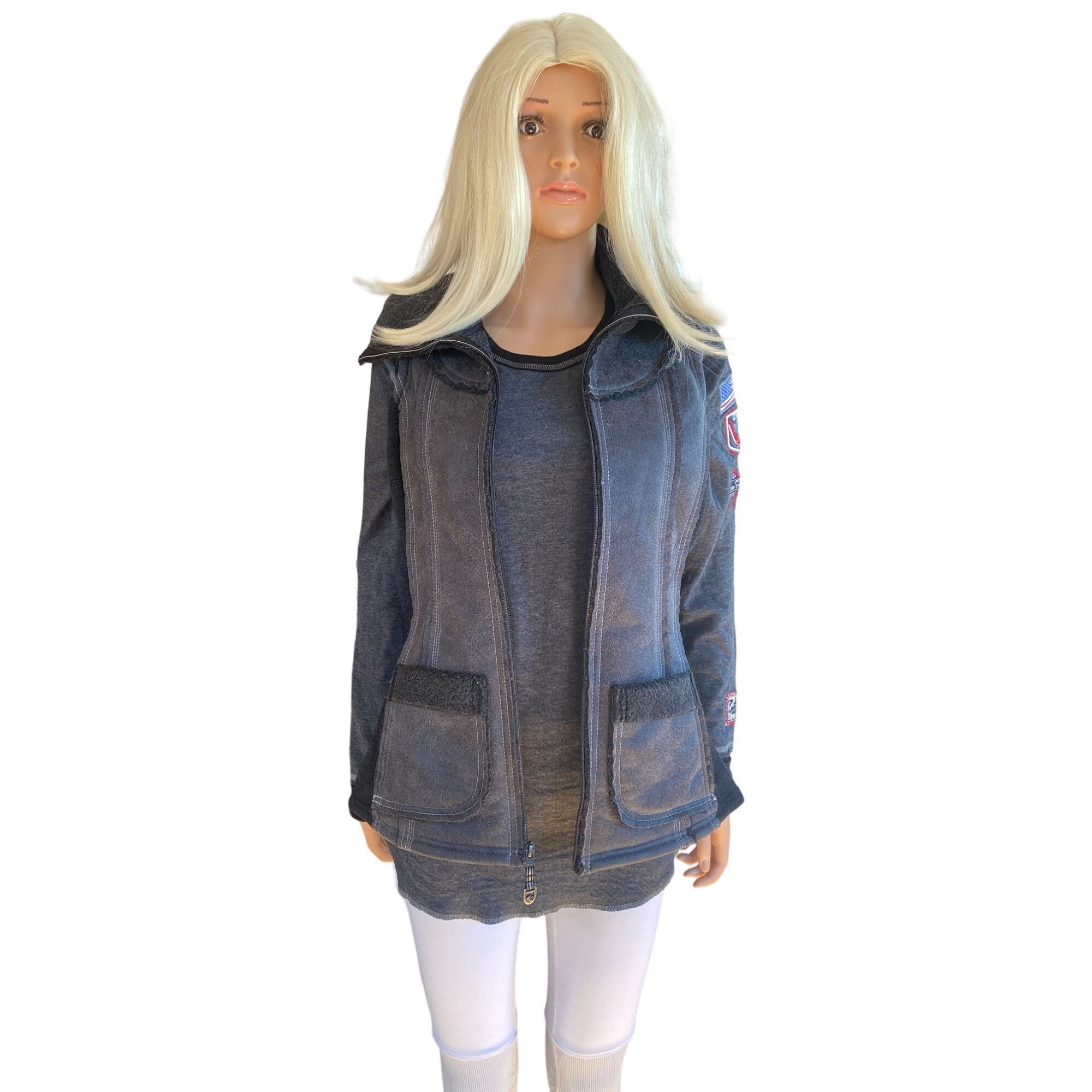 Kuhl NWT KUHL Women's Medium Raven Gray Black Dani Sherpa Vest It Size M / US 6-8 / IT 42-44 - 11 Thumbnail