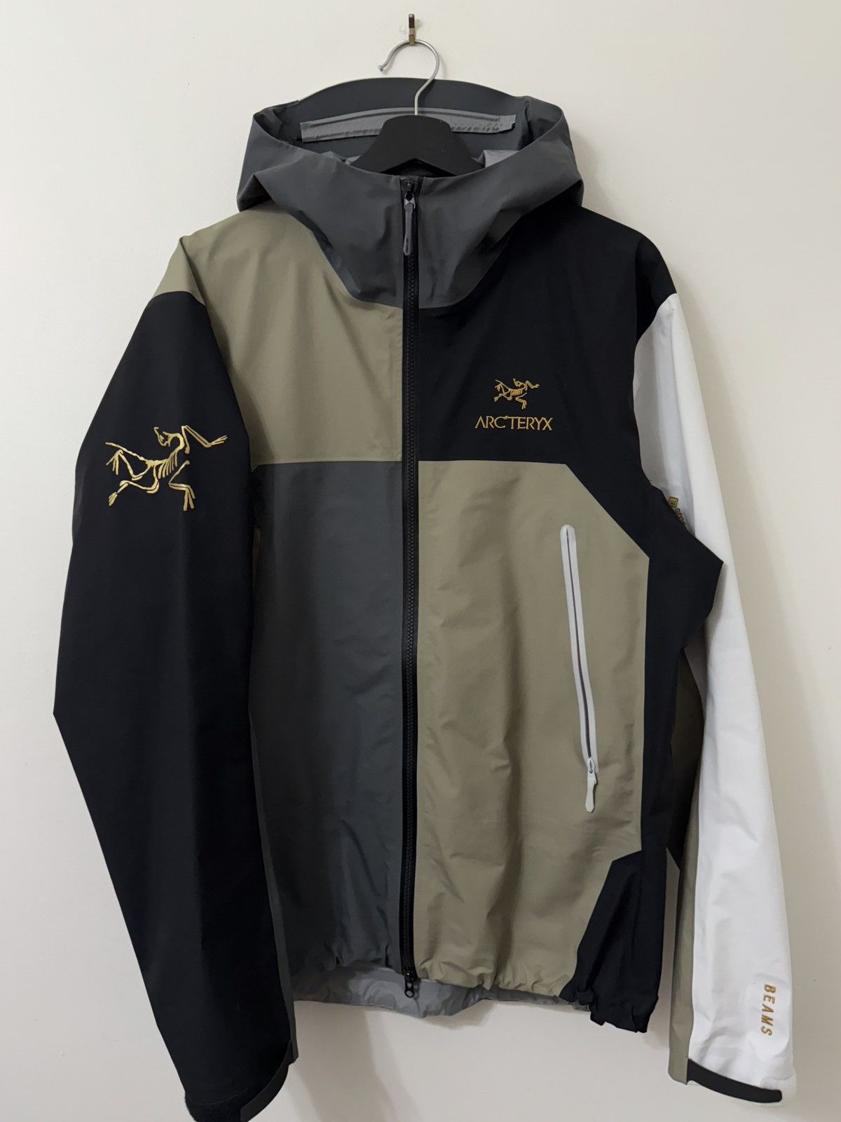 Arc'teryx × Beams Japan SS22 Arc'teryx x Beams Beta Jacket | Grailed