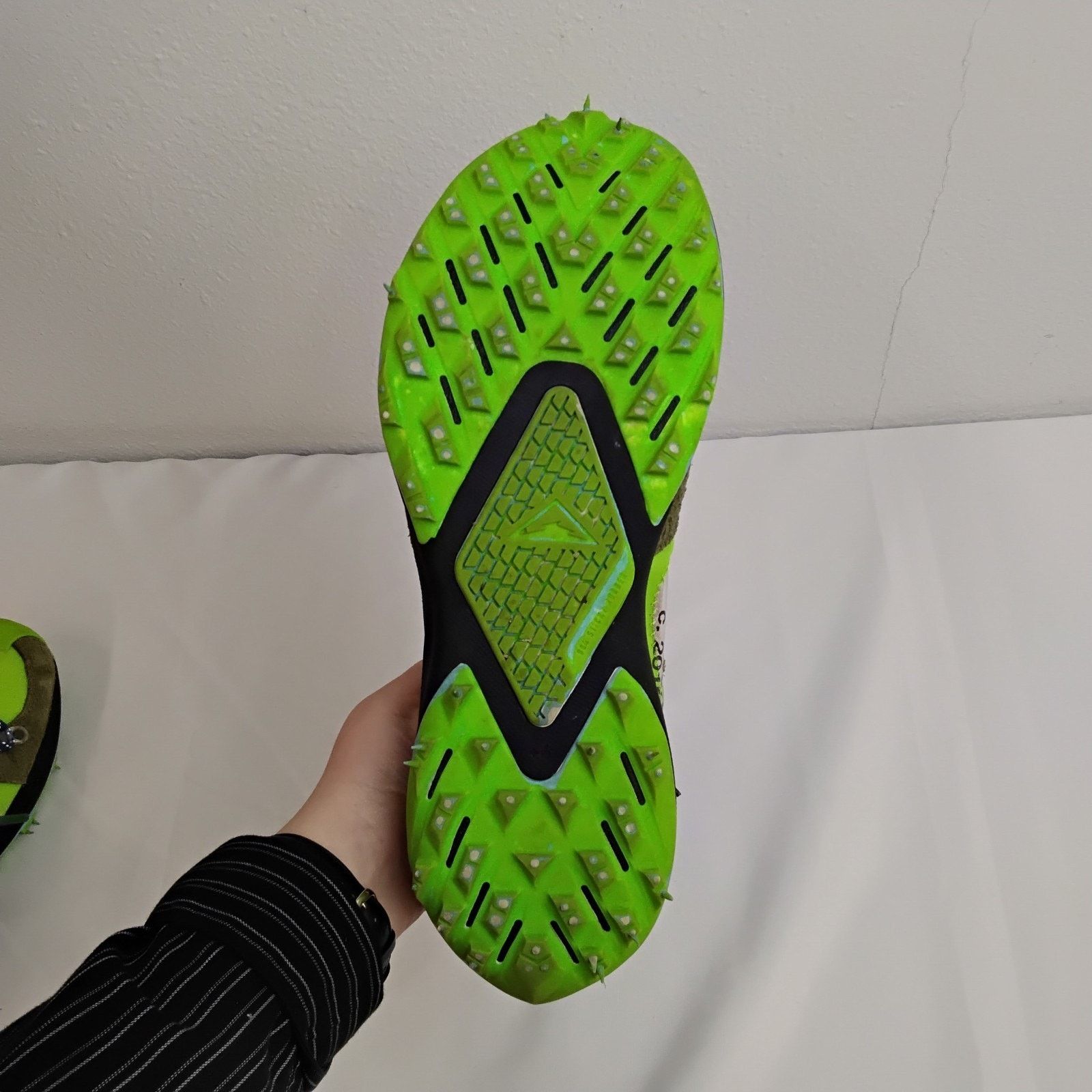 Nike Nike Zoom Kiger 5 Off-White Sneakers Men's 12.5 Green Size US 12.5 / EU 45-46 - 17 Thumbnail