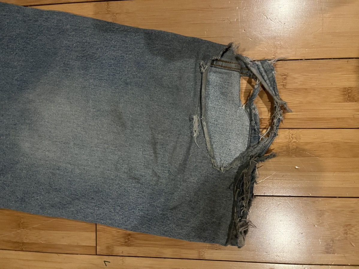 Balenciaga Balenciaga FW22 Light Blue Baggy Denim Size US 30 / EU 46 - 7 Thumbnail