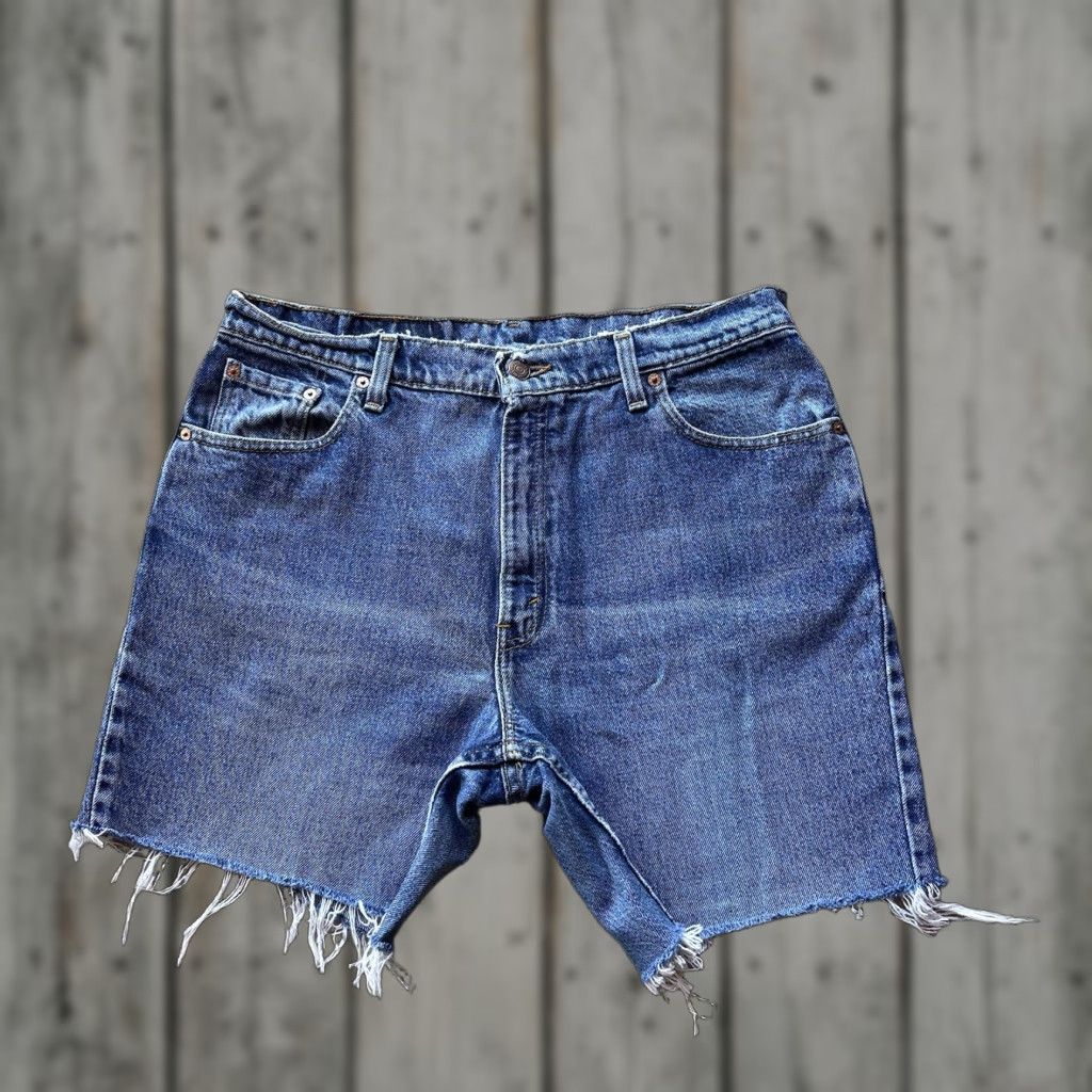 Levi's VINTAGE Levi's Shorts 34 Blue Denim Cut-Off Baggy 90s Womens Size 24" / US 00 / IT 34 - 1 Thumbnail