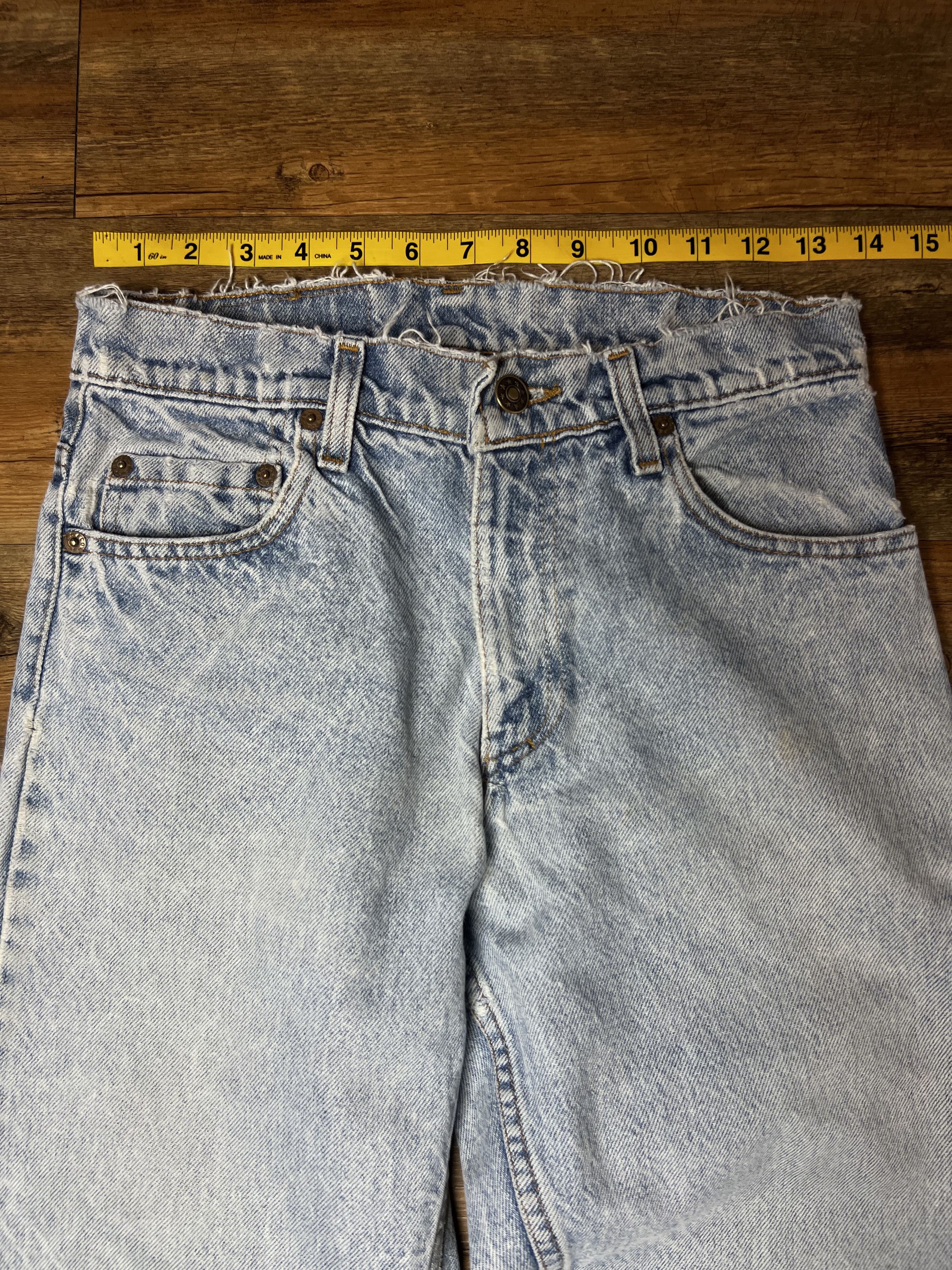 Levi's Vintage Clothing Vintage Levi's Light Blue Denim Jeans with Studded Pockets Size US 28 / EU 44 - 5 Thumbnail
