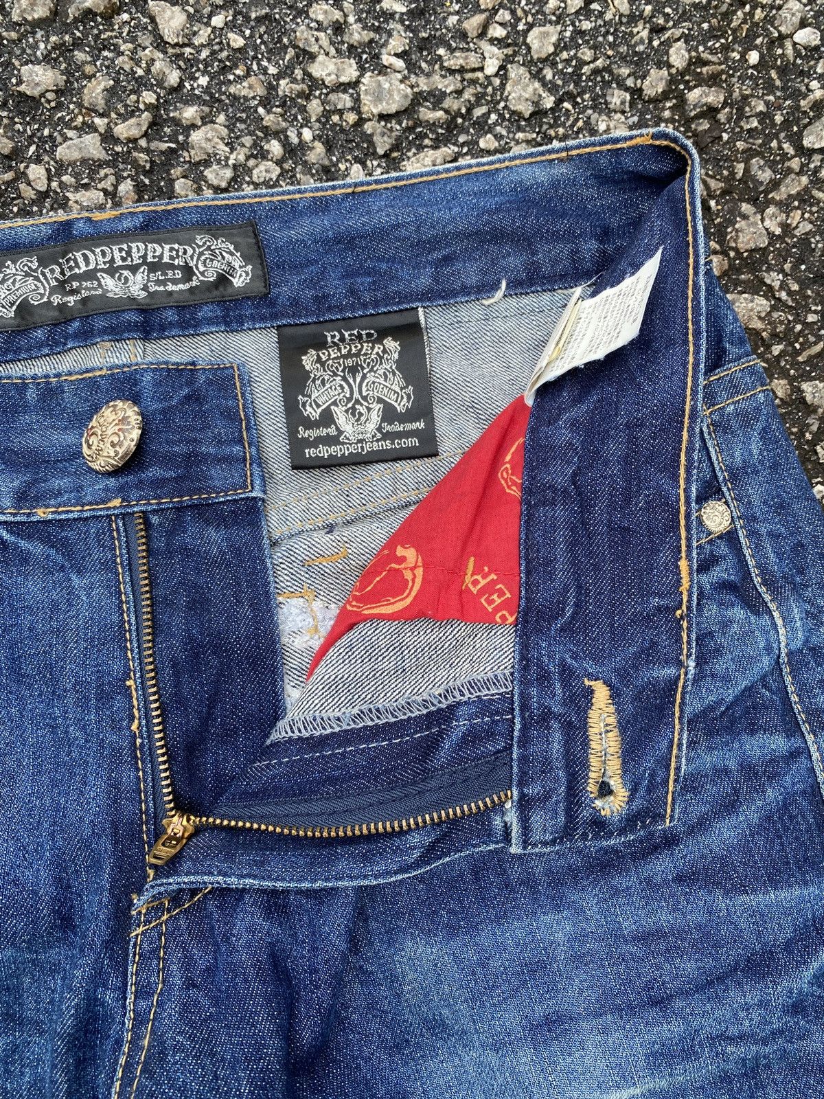 If Six Was Nine × Japanese Brand × Tornado Mart 1990s - Red Pepper Distressed Logo Design Denim Size US 32 / EU 48 - 16 Thumbnail