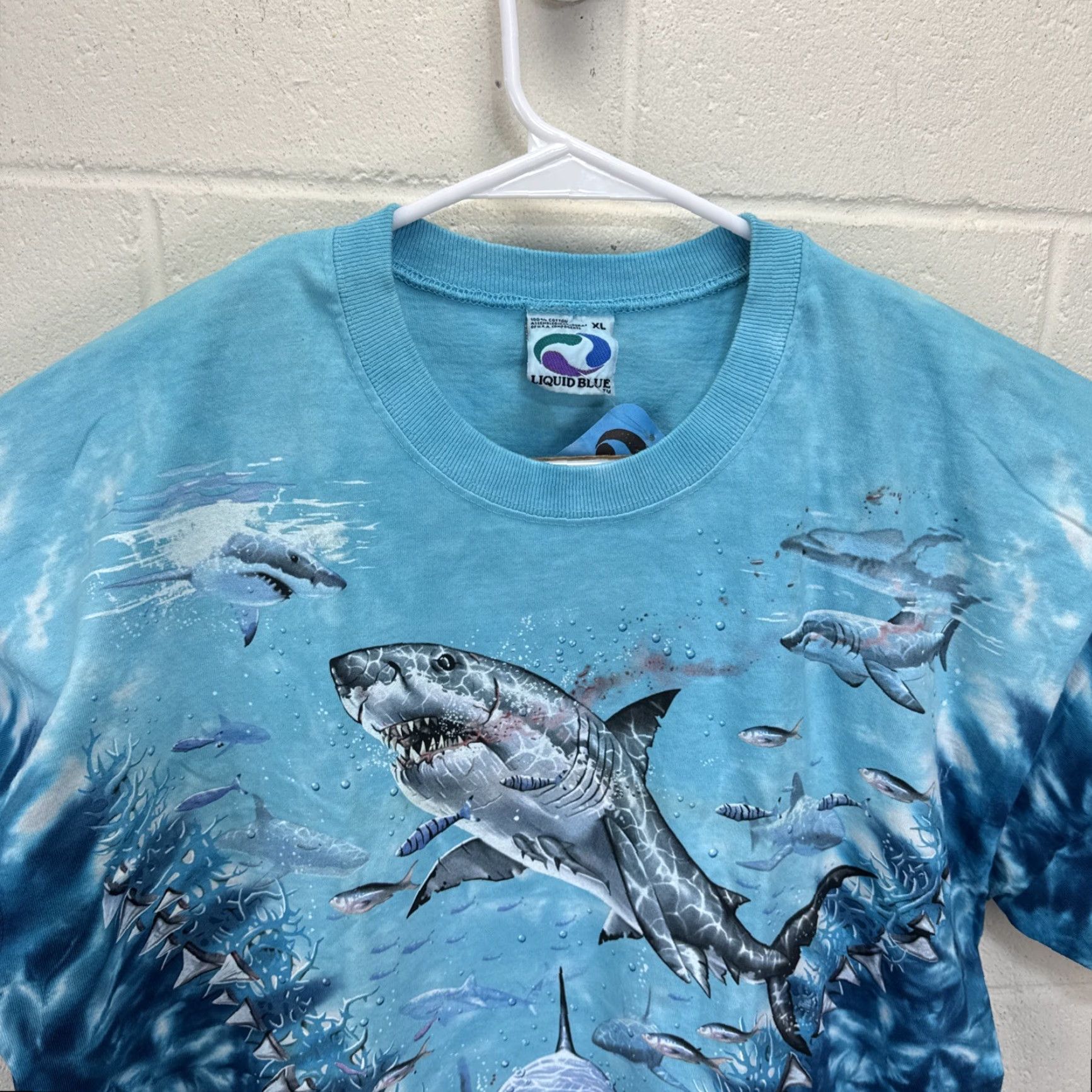 Liquid Blue VINTAGE Liquid Blue Great White Jaws SHARK BITE Ocean T-SHIRT Tie Dye XL Unisex 1990s Graphic Tee Blue/Nautical Mens Womens Size US XL / EU 56 / 4 - 6 Thumbnail