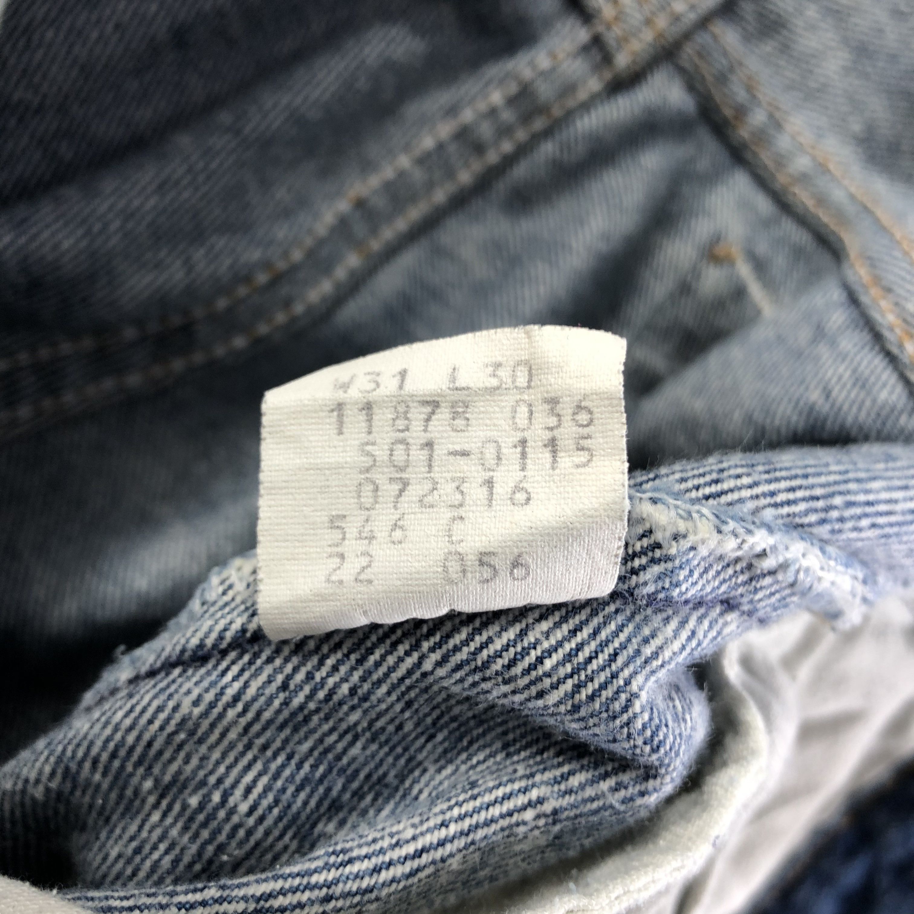 Levi's Vintage 80s Levis 501 Jeans Blue Wash Denim KJ2360 Size US 30 / EU 46 - 11 Thumbnail