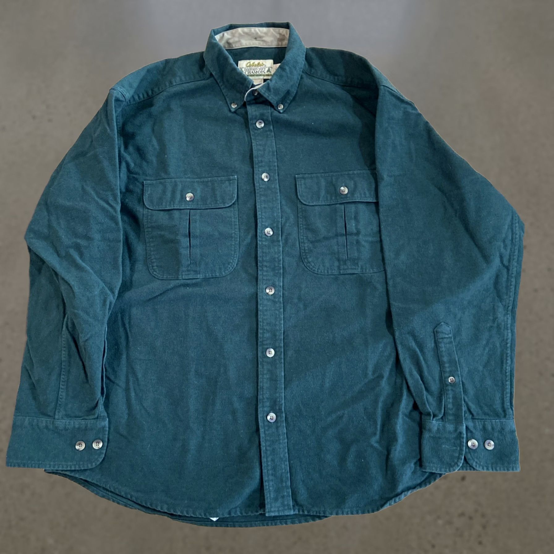 Vintage Cabela's Shirt Mens Size L Green Heavy Flannel Button-Up Deerskin Soft Chamois Long Sleeve Collared Cotton Silhouette Solid Pattern Regular Men Size US L / EU 52-54 / 3 - 1 Thumbnail