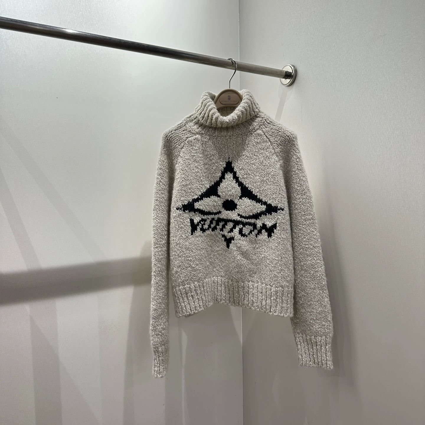 Louis Vuitton LV mar62 26SS ski t-neck logo alpaca sweater M Size M / US 6-8 / IT 42-44 - 1 Thumbnail