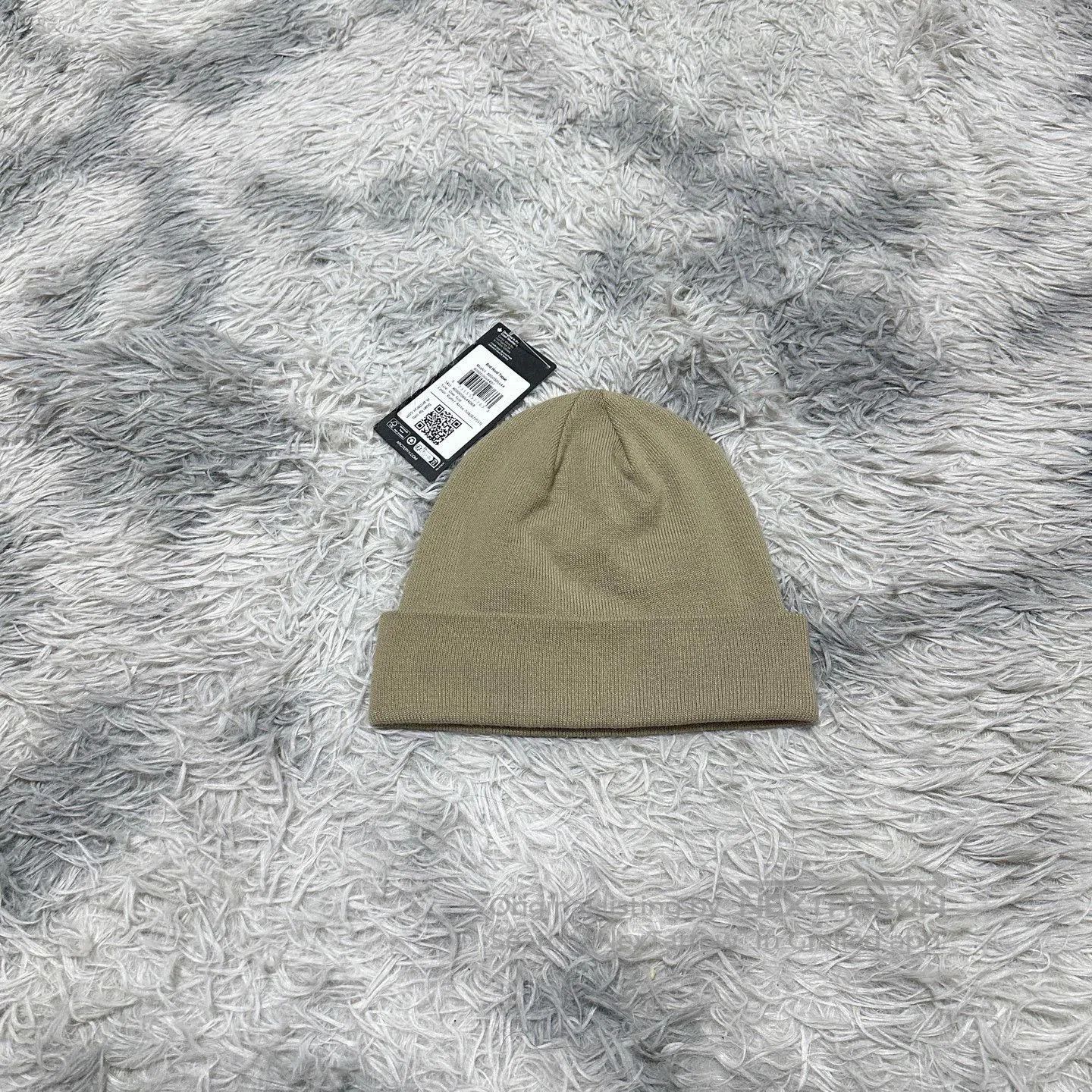 Arc'teryx Arcteryx Bird Word Toque. Size ONE SIZE - 2 Thumbnail