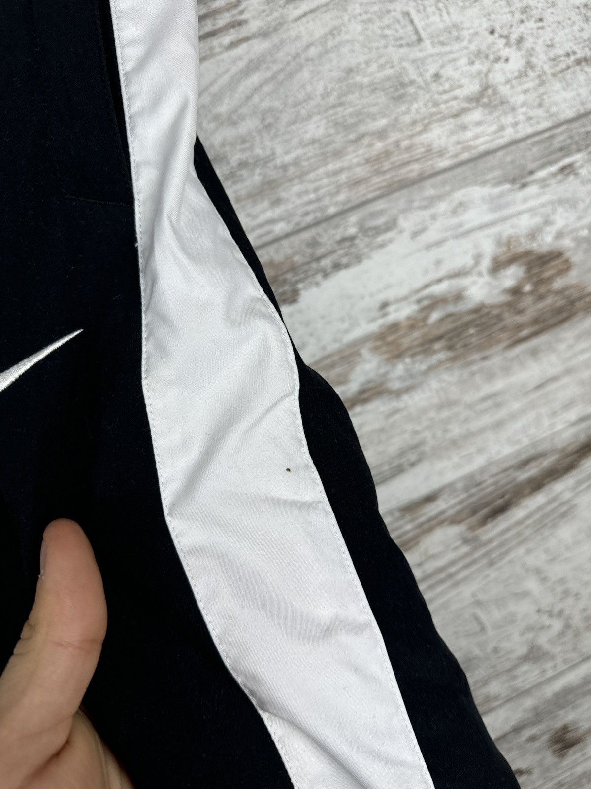 Nike × Vintage Mens Vintage Nike drill pants sweatpants swoosh black rare Size US 32 / EU 48 - 8 Thumbnail
