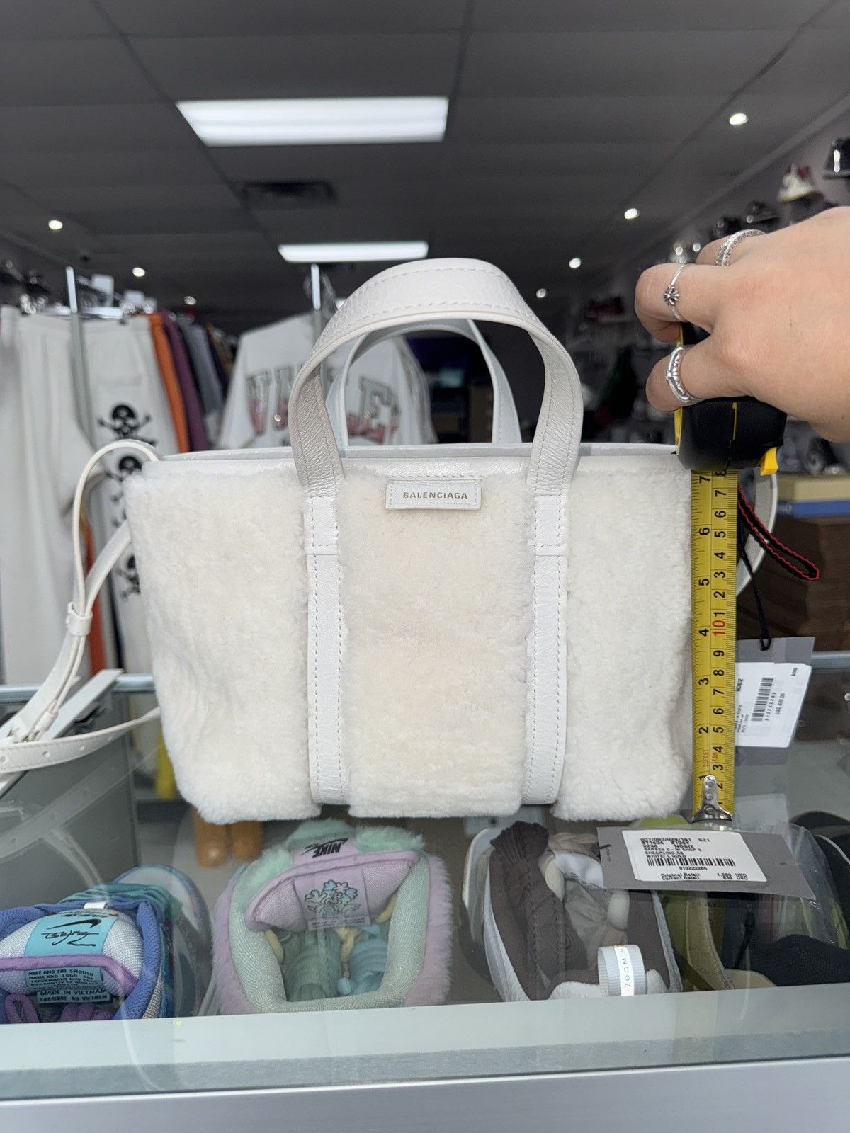 Balenciaga Balenciaga Barbes Small East-West Shopper Bag in Shearling Size ONE SIZE - 13 Thumbnail