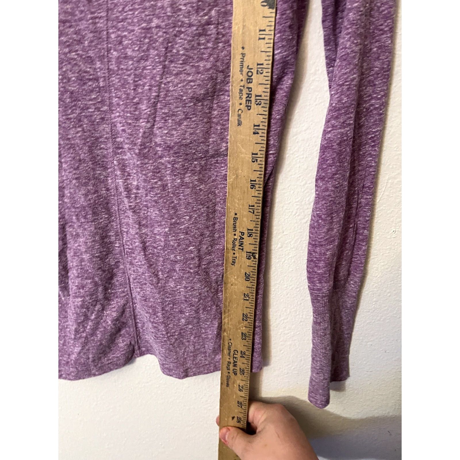 American Eagle Outfitters AMERICAN EAGLE Women's Short Sleeve V-Neck T-Shirt Medium Purple Long Sleeve Casual Solid Size M / US 6-8 / IT 42-44 - 4 Thumbnail
