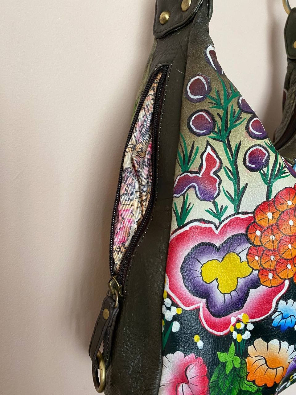 Designer 🔥 MODAPELLE Genuine Leather Floral Peacock Shoulder Bag Size ONE SIZE - 9 Thumbnail