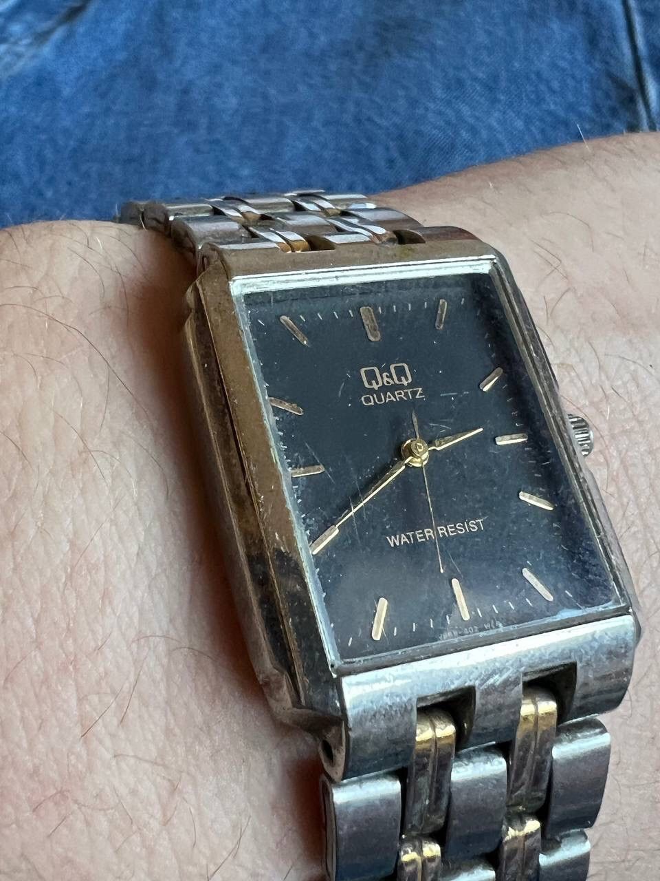 Vintage Japanese style futuristic Watch graphite tank