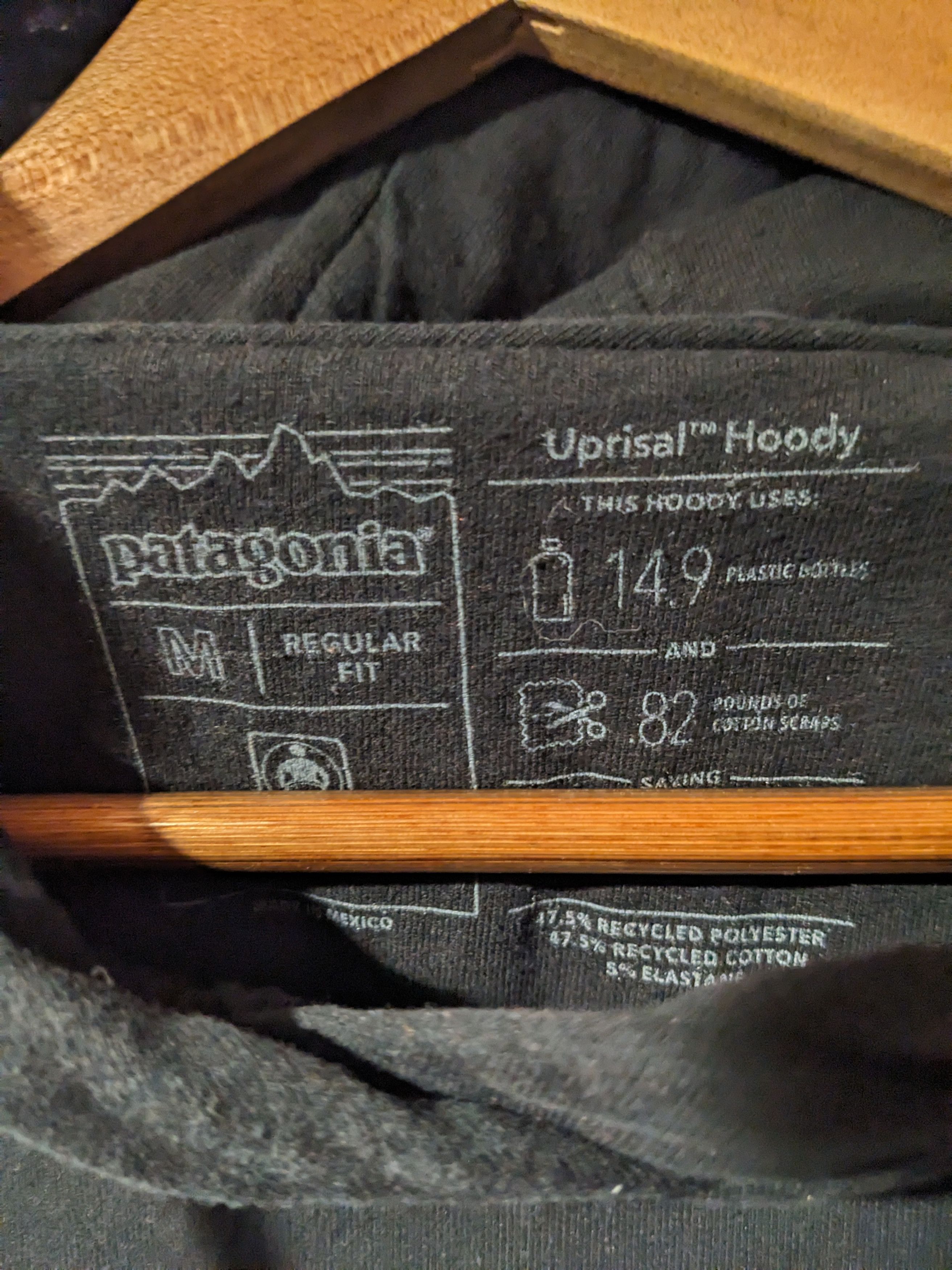 Designer × Patagonia Patagonia Womans P-6 Medium Regular Fit Black Uprisal Hoody Size M / US 6-8 / IT 42-44 - 3 Thumbnail