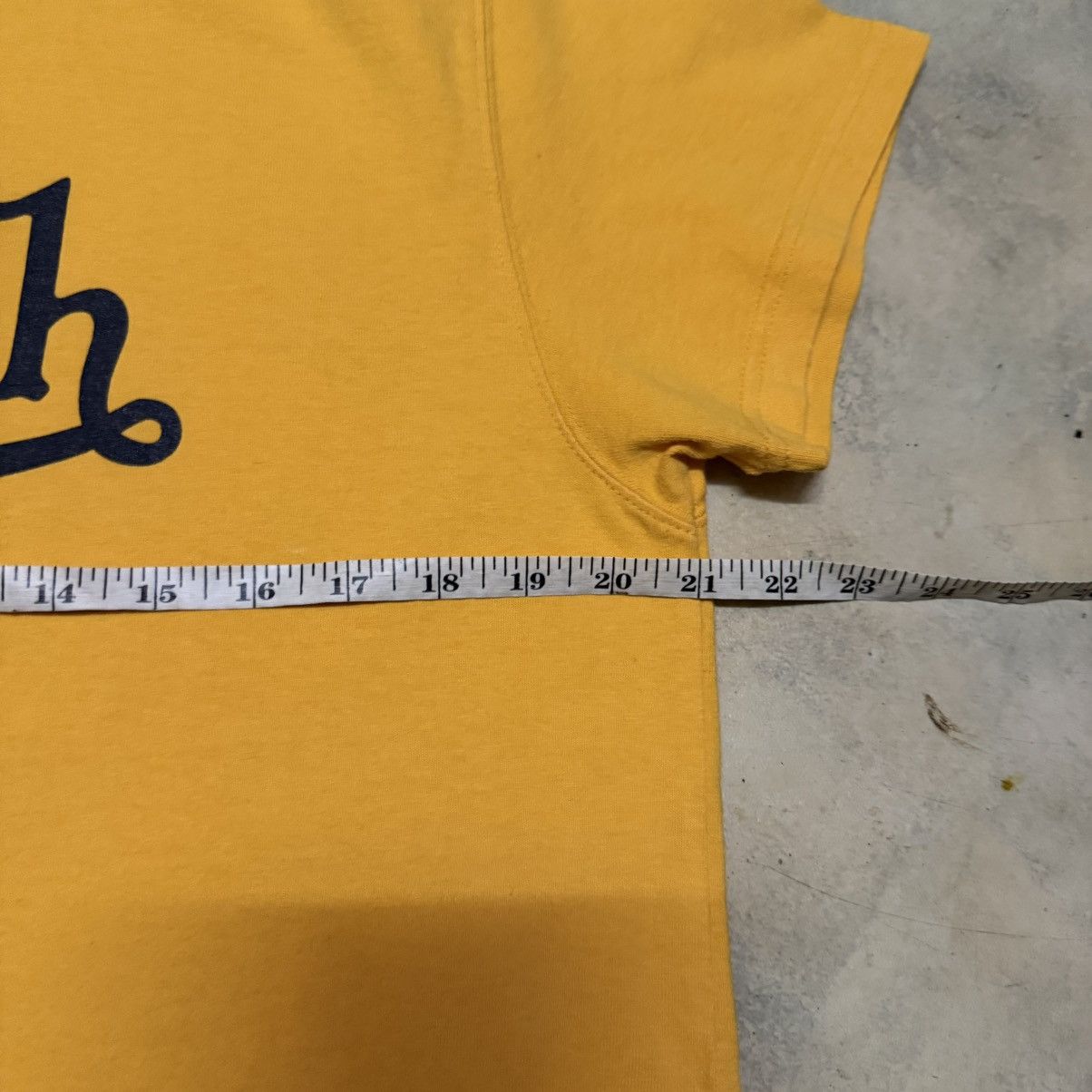 Von Dutch Von Dutch Big Logo T Shirt Size US L / EU 52-54 / 3 - 7 Thumbnail