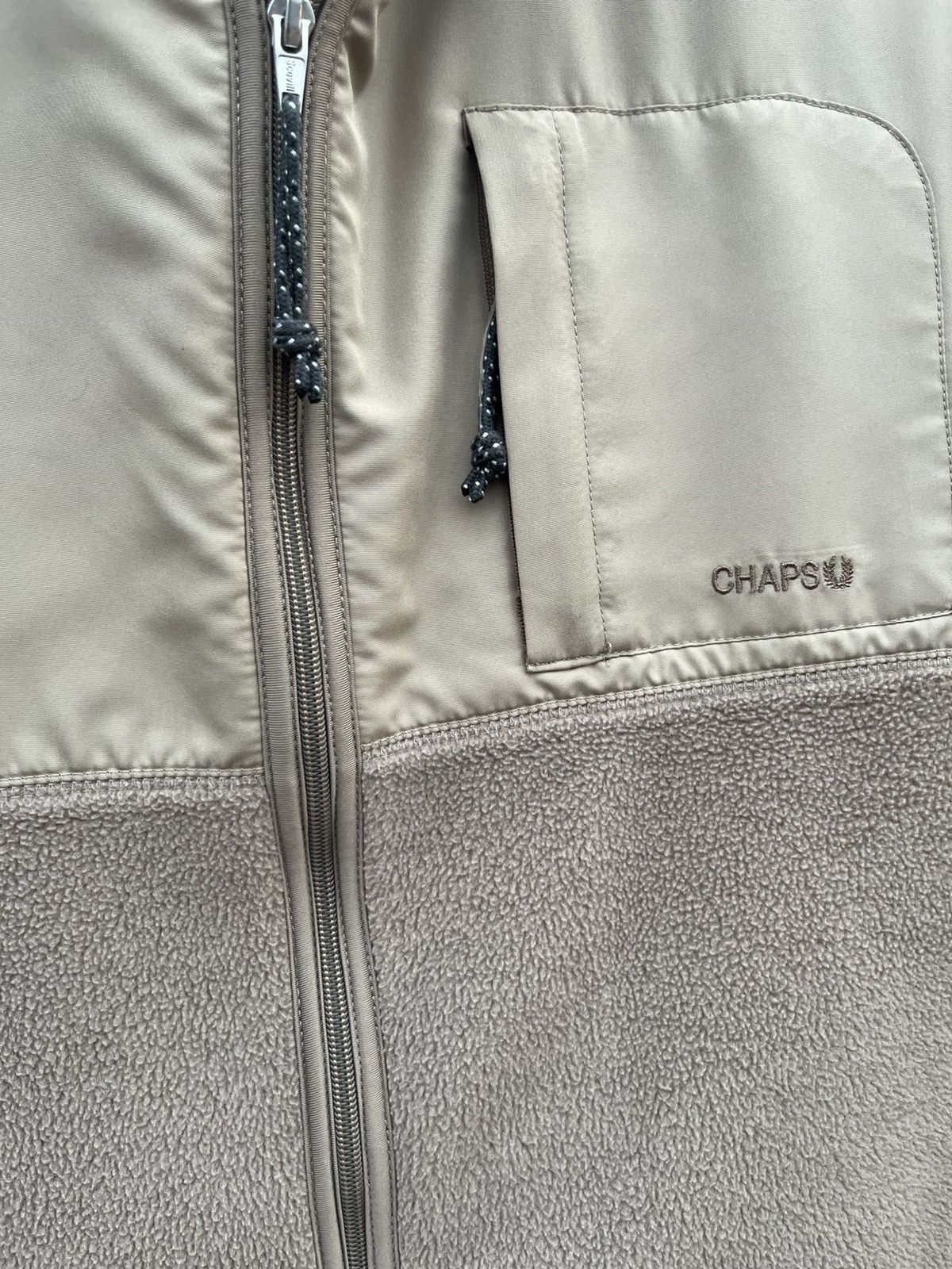 Chaps Ralph Lauren Y2K Chaps men's beige fleece jacket with full zip closure Size US L / EU 52-54 / 3 - 7 Thumbnail