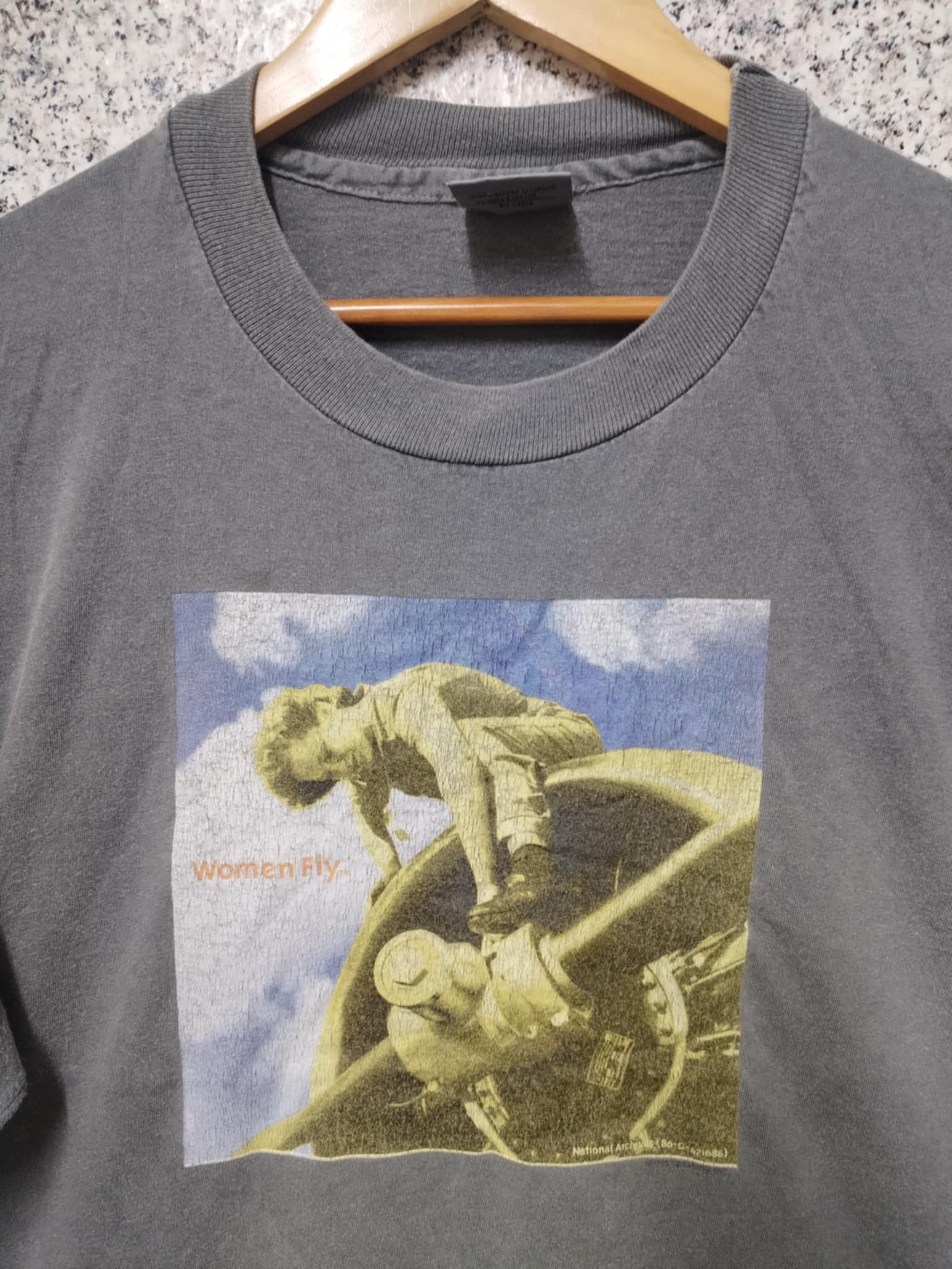Vintage Thrashed Sun Faded Vintage Movie tee Distressed Grunge Band Size US L / EU 52-54 / 3 - 3 Thumbnail
