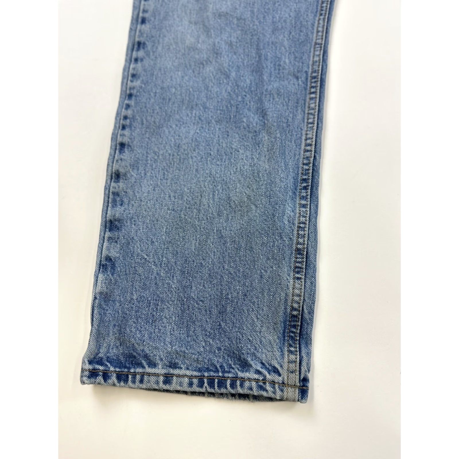 Levi's VINTAGE Levis 505 Jeans Mens 36 x 30 Blue Distressed Straight 38 x 30 Tagged 30 Inseam 36 Waist Mens Size US 36 / EU 52 - 3 Thumbnail
