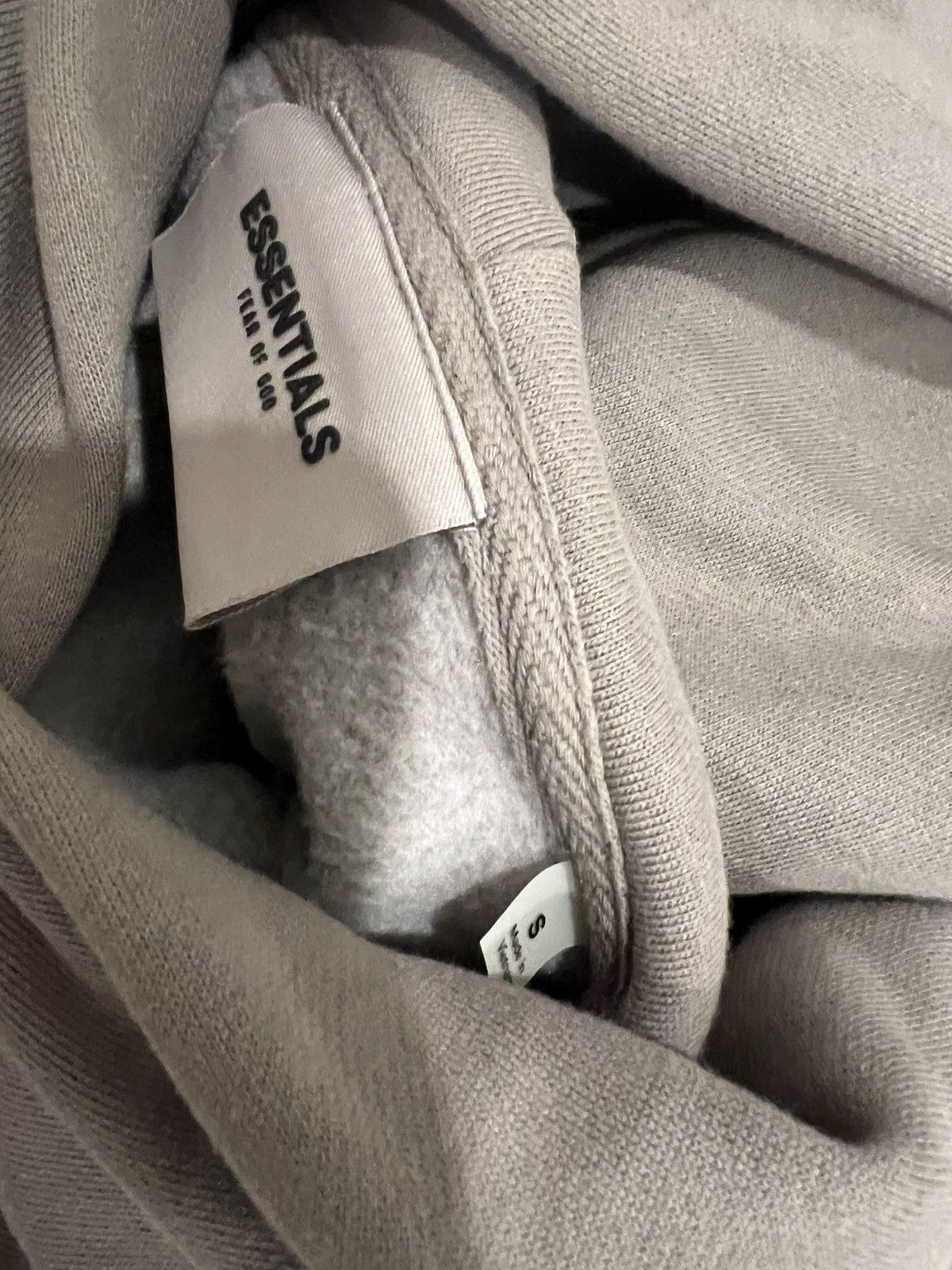 Fear of God Essentials fear of god grey hoodie in size small Size US S / EU 44-46 / 1 - 9 Thumbnail