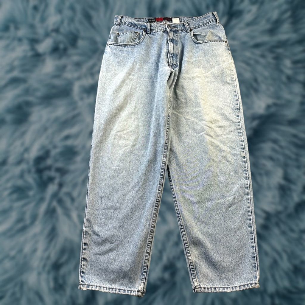 Levi's VINTAGE Levi's Silvertab Jeans Mens 38x30 Black Relaxed Straight 1991 90s Distressed Size US 38 / EU 54 - 1 Thumbnail