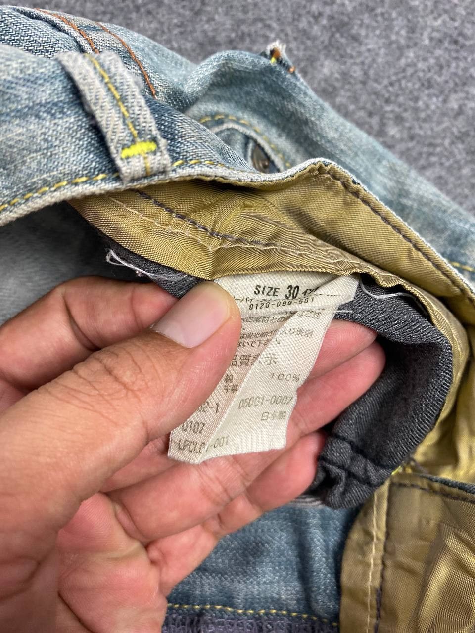Levi's vintage levis black star distressed denim Size US 32 / EU 48 - 13 Thumbnail