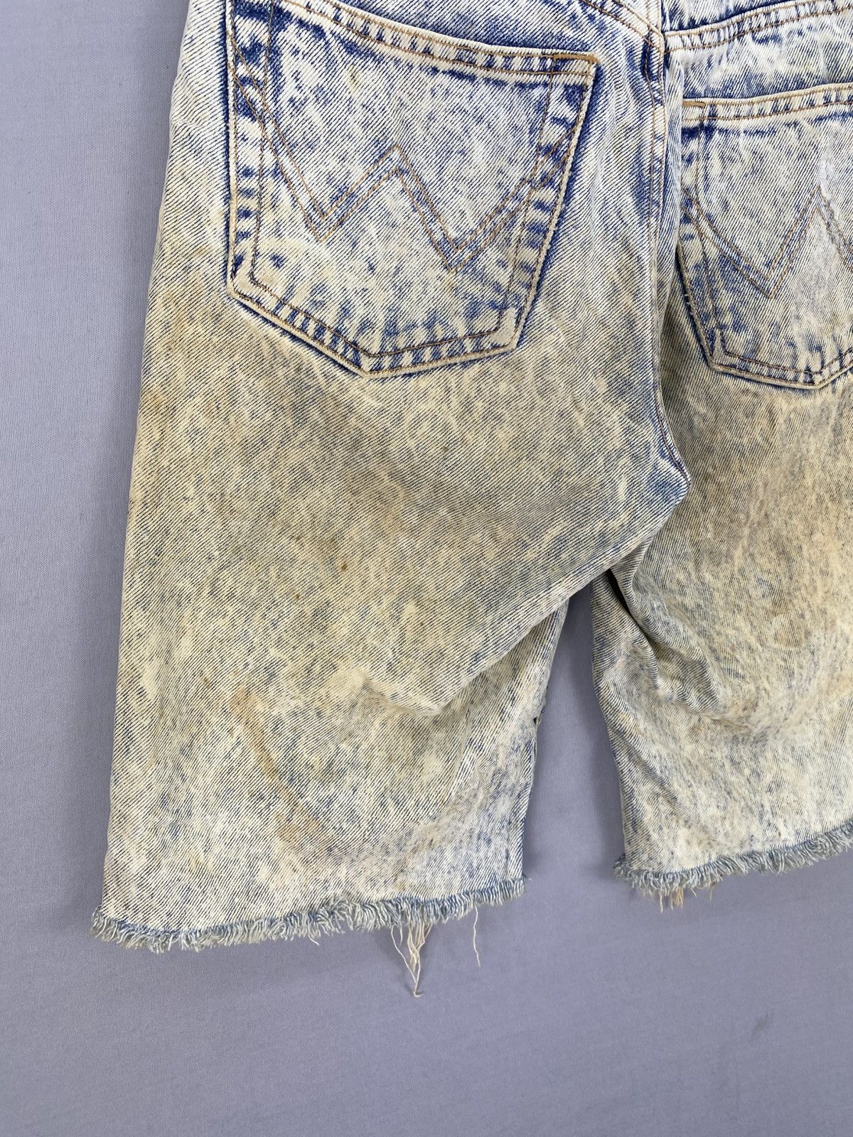 Edwin Vintage 90’s Edwin Acidwash Distressed Denim Short Pants Size US 28 / EU 44 - 6 Thumbnail