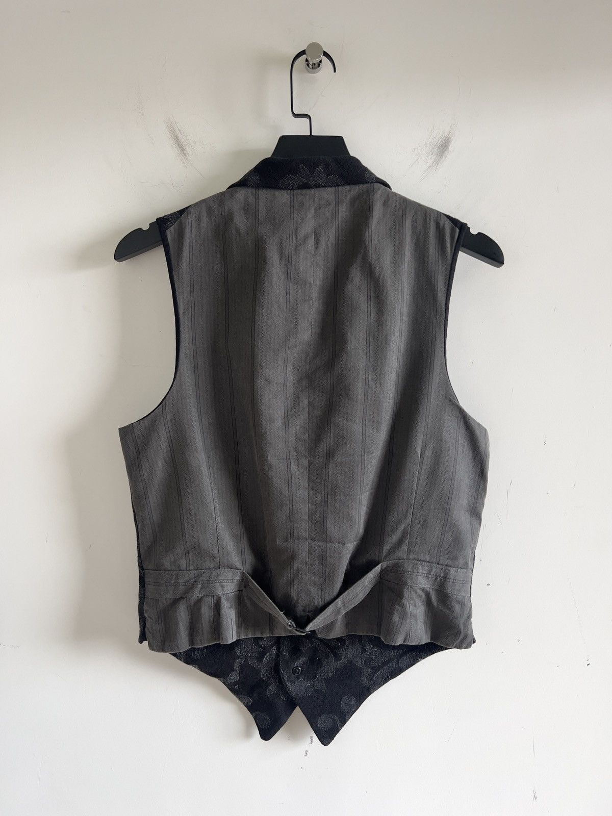 Yohji Yamamoto Yohji Yamamoto Pour Homme INDIAN LEFT DECORATIVE CLOTH VEST Size US M / EU 48-50 / 2 - 7 Thumbnail