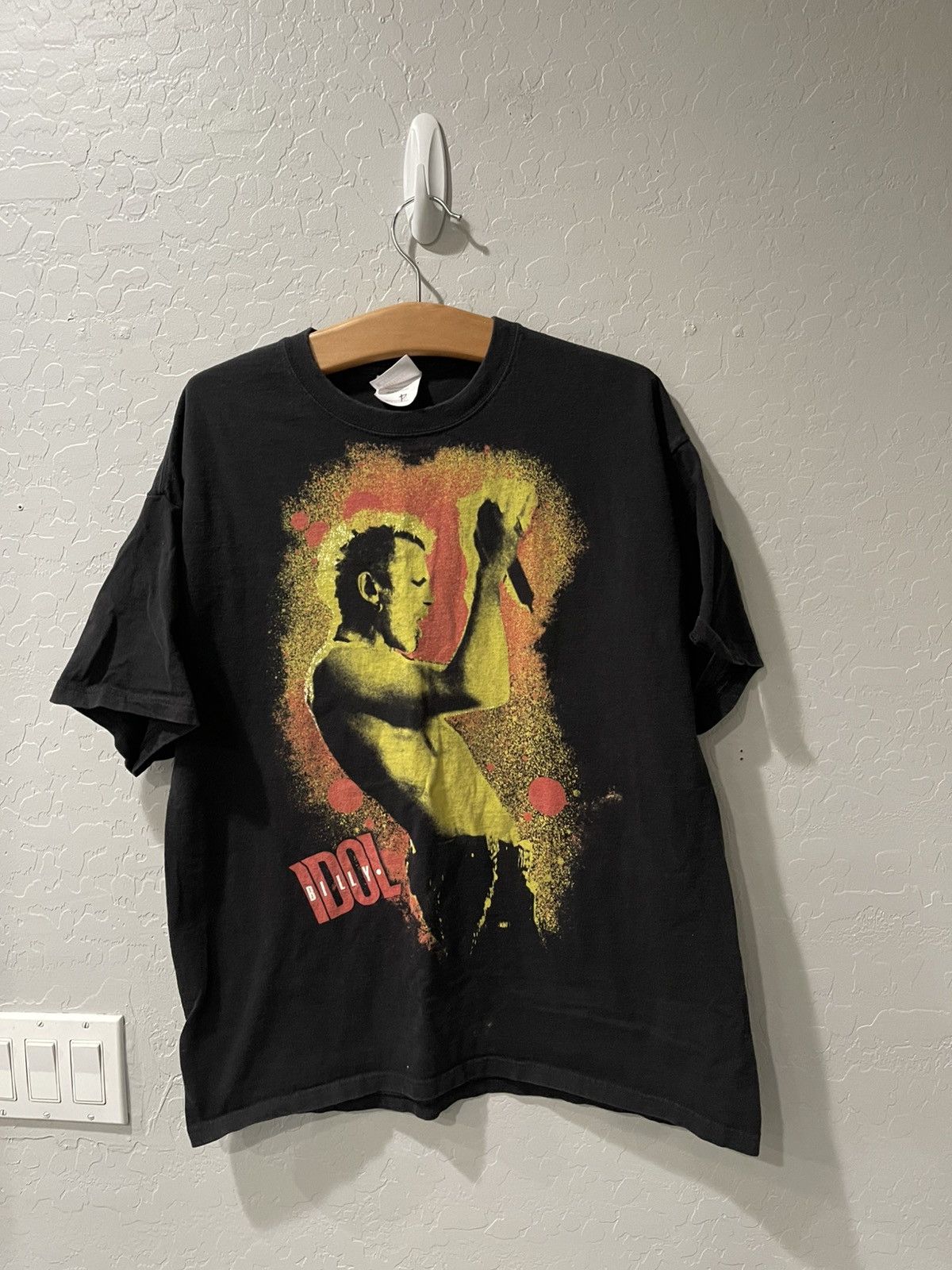 Hanes 2010 Billy Idol Rock Music Tour Shirt Size Large Size US L / EU 52-54 / 3 - 1 Thumbnail