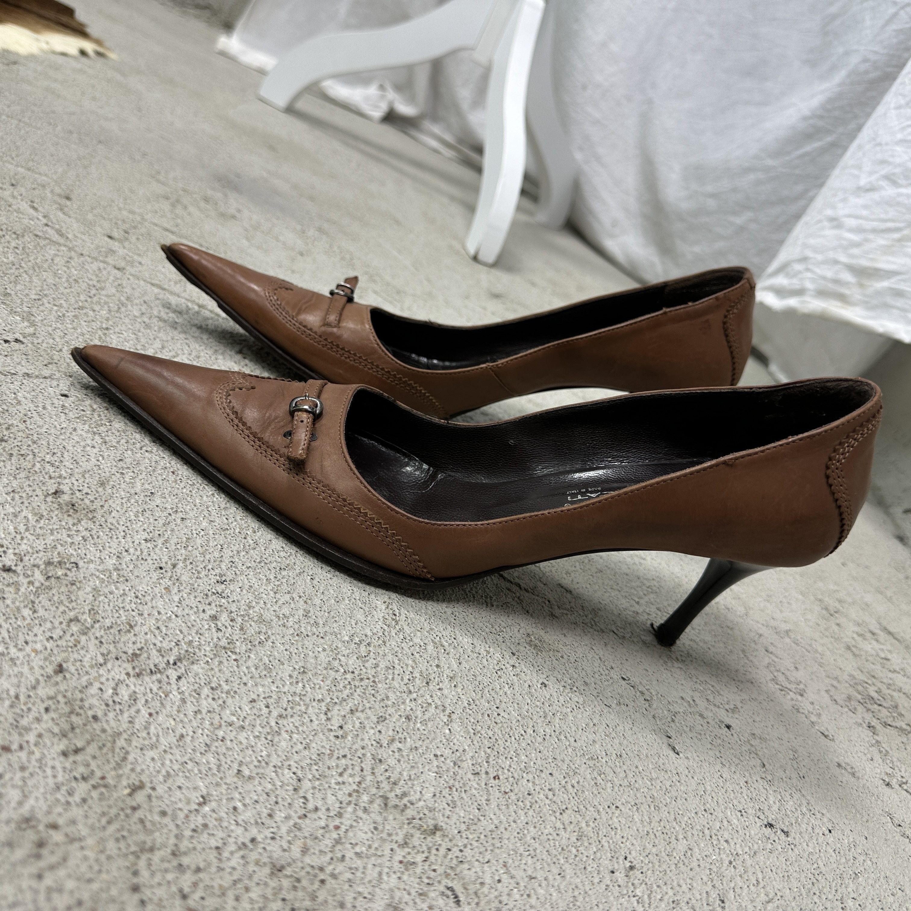 Vintage Vintage Avant Garde Leather Pointy Heels Made in Italy 00s Size US 10 / IT 40 - 4 Thumbnail