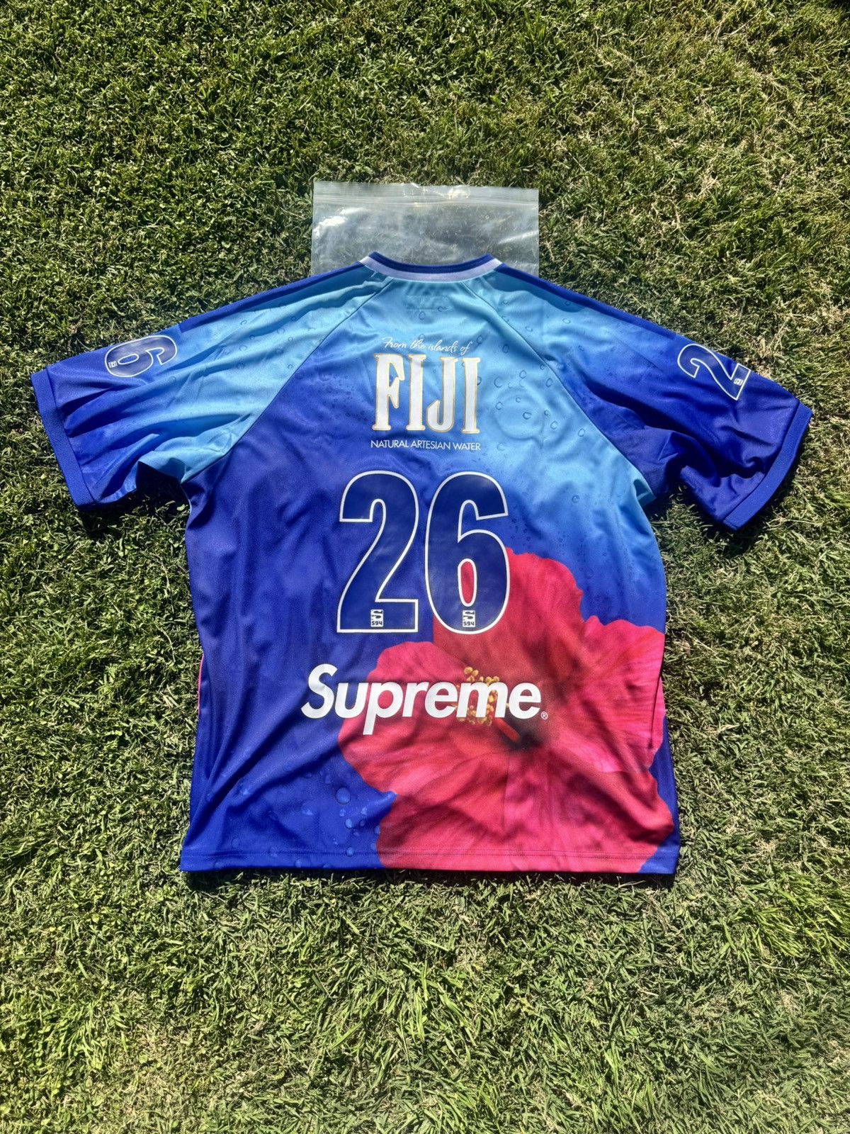 Supreme Supreme Fiji Soccer Jersey Size US M / EU 48-50 / 2 - 2 Thumbnail