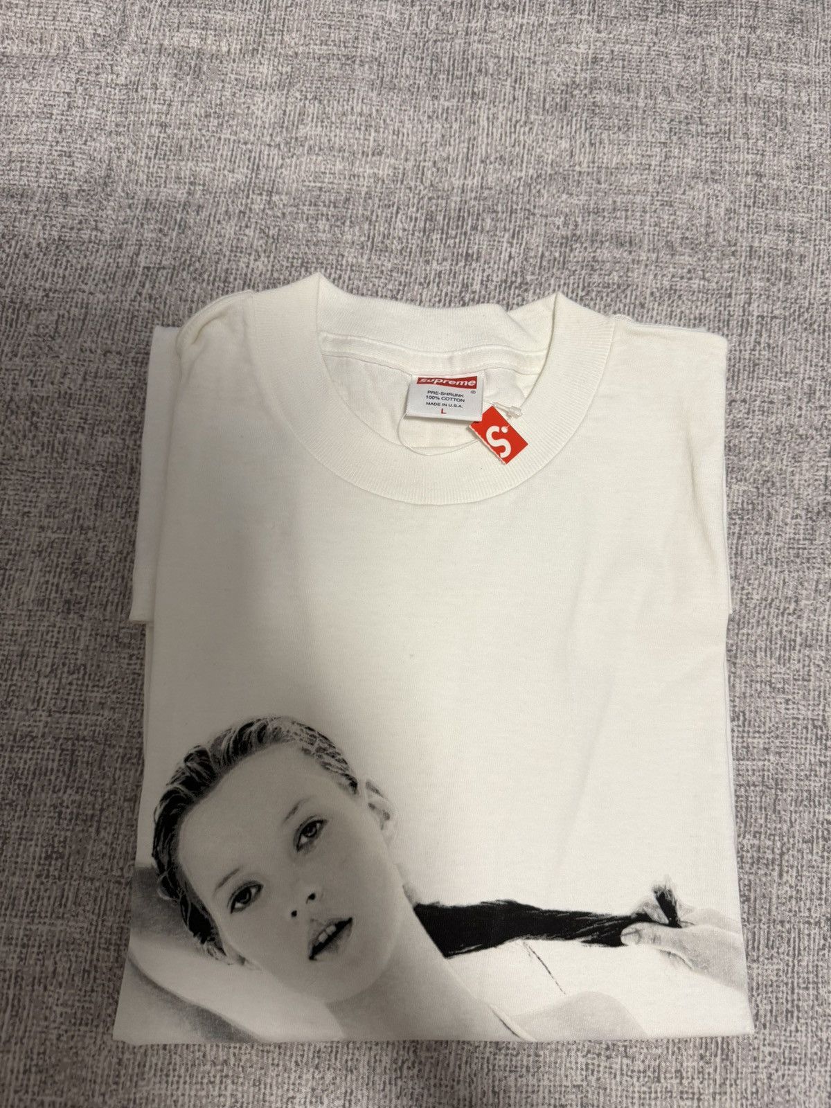 Supreme Supreme kate moss 10th anniversary tee T-shirt Size US L / EU 52-54 / 3 - 3 Thumbnail