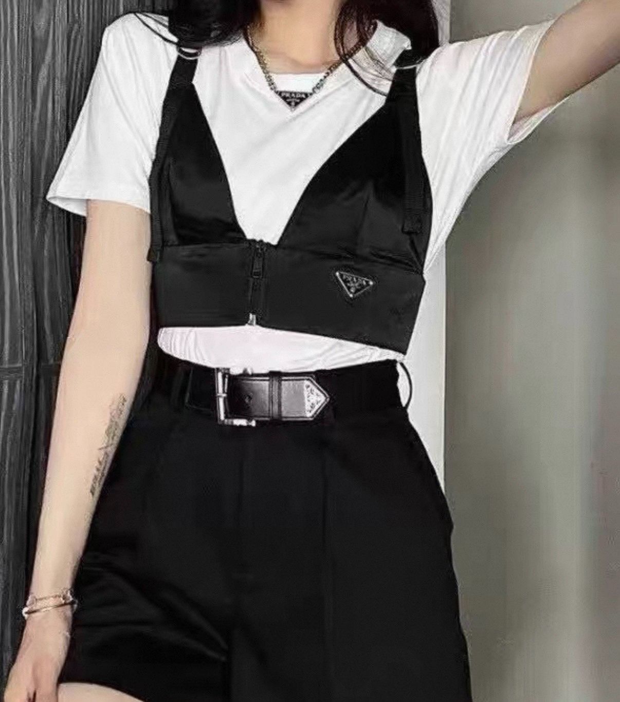Prada Prada Layering Fashion Piece Size M / US 6-8 / IT 42-44 - 1 Thumbnail