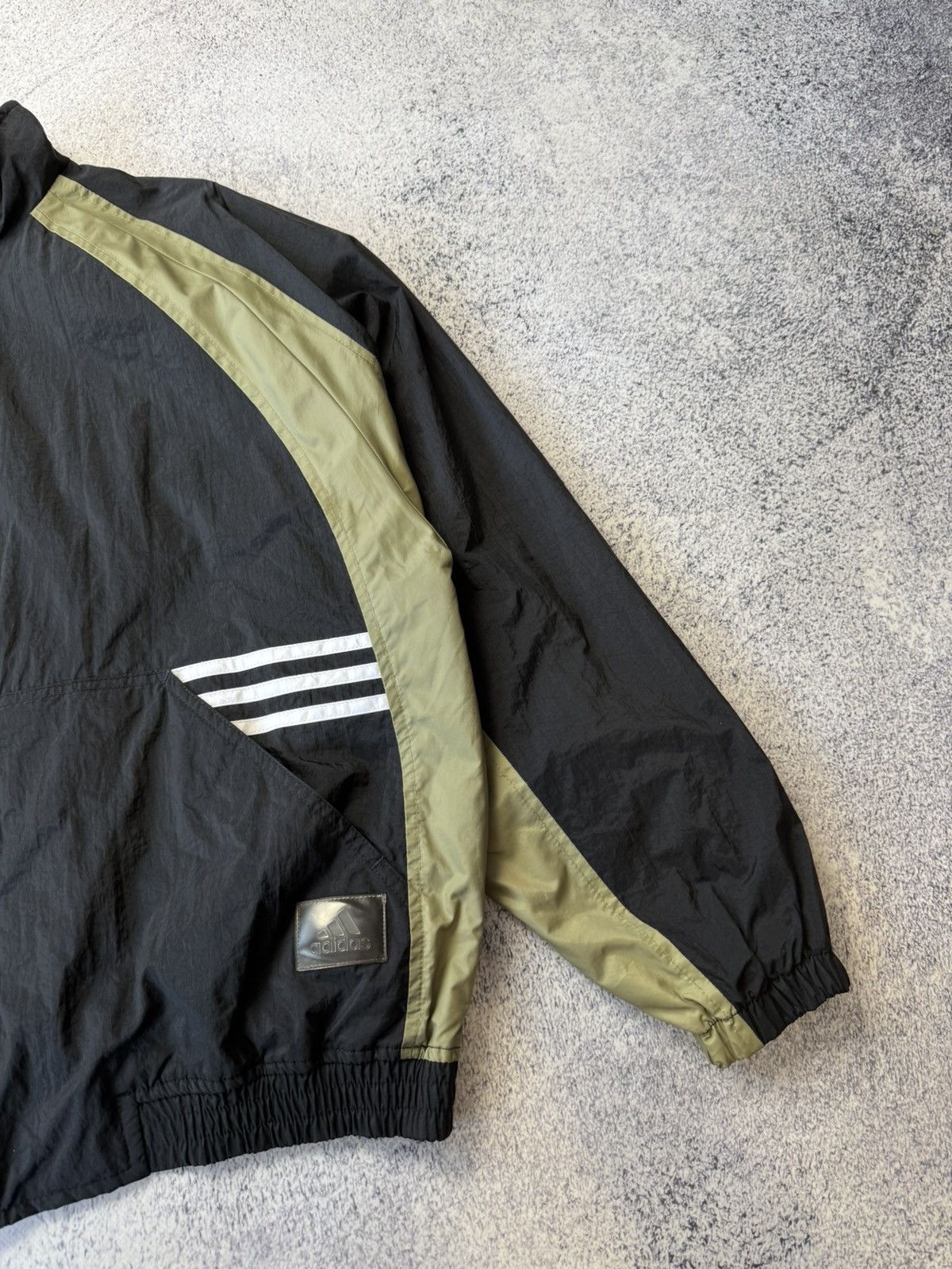 Adidas Vintage Adidas Track Jacket Nylon Y2K Size US L / EU 52-54 / 3 - 12 Thumbnail